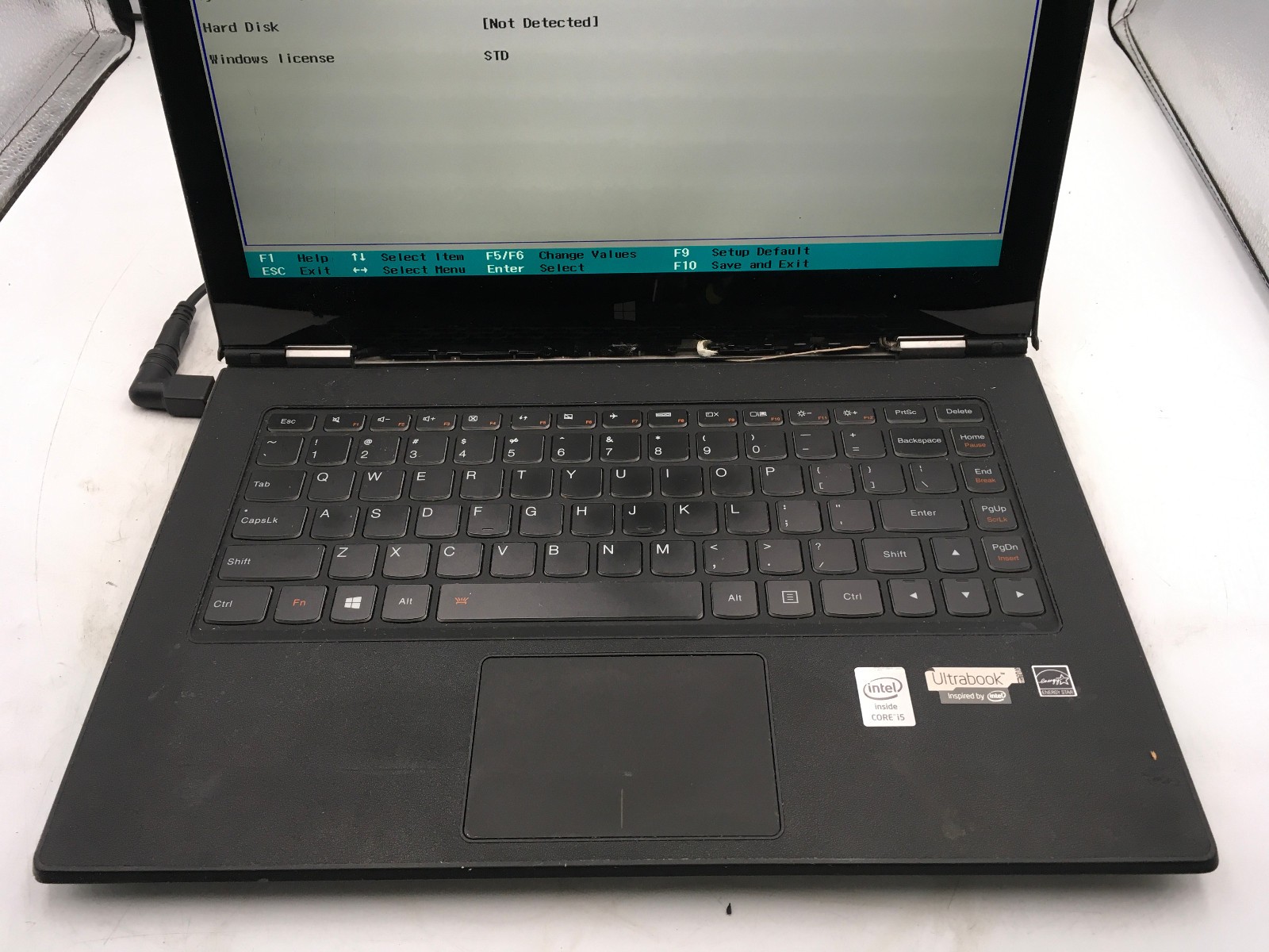 LENOVO YOGA 2 PRO – BOOTS TO BIOS – INTEL I5 4200U – 4GB RAM – NO OS – READ – BB