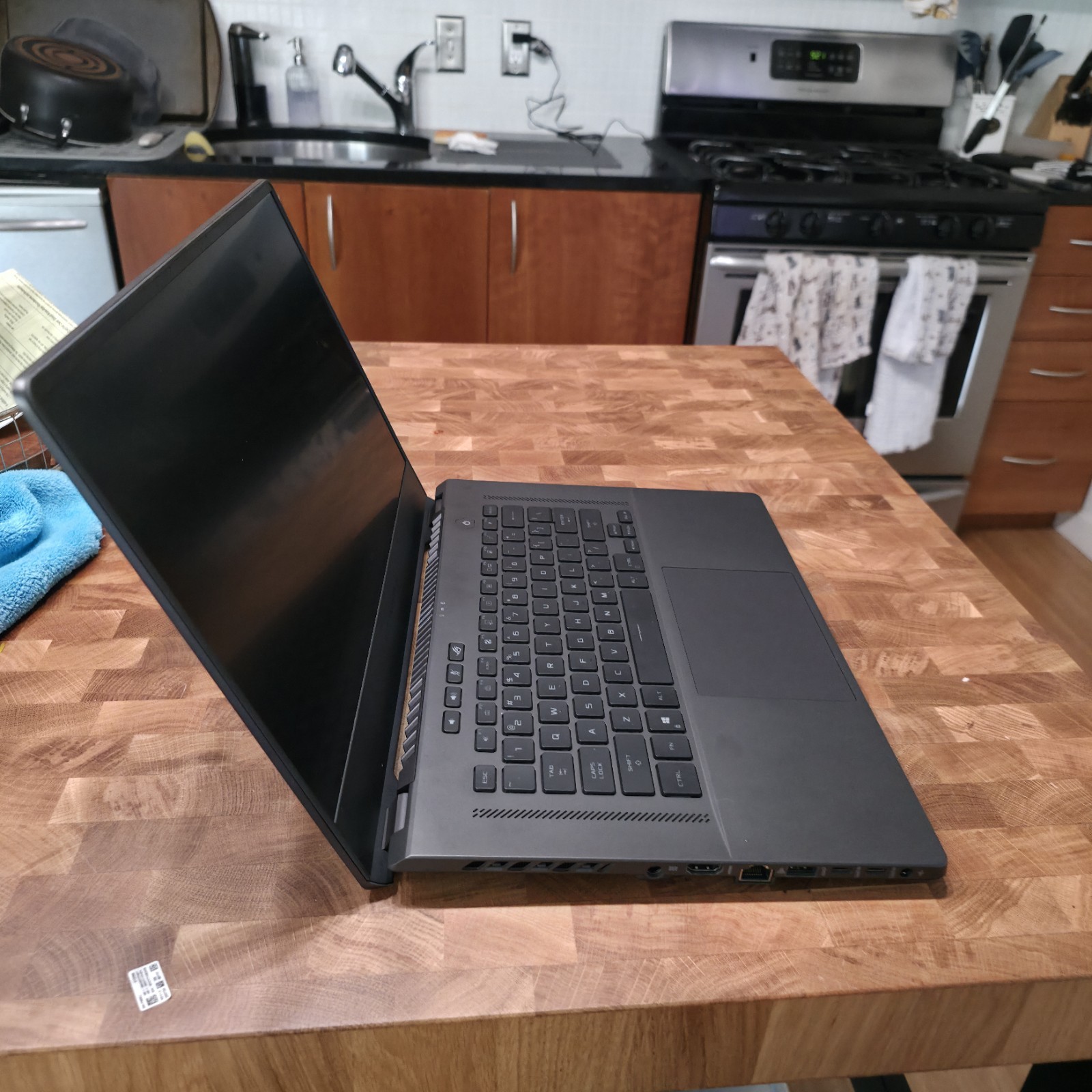 ASUS ROG Zephyrus G15 GA503 Gaming Laptop Gray Backlit Keyboard Wi-Fi HDMI