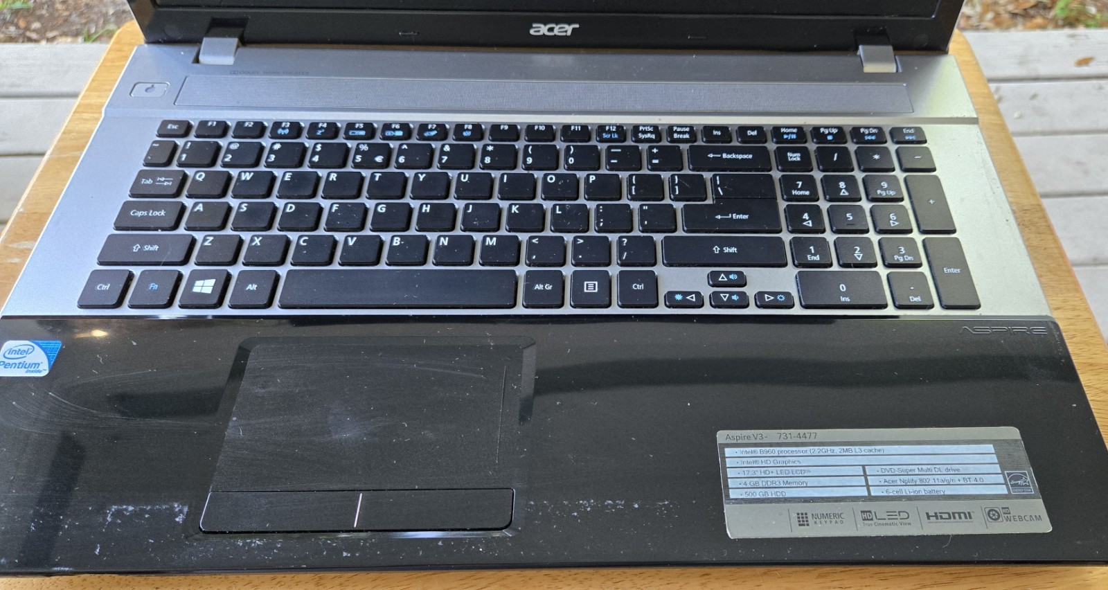 Acer Aspire V3 731-4477 15″ Laptop SOLD AS IS FOR PARTS