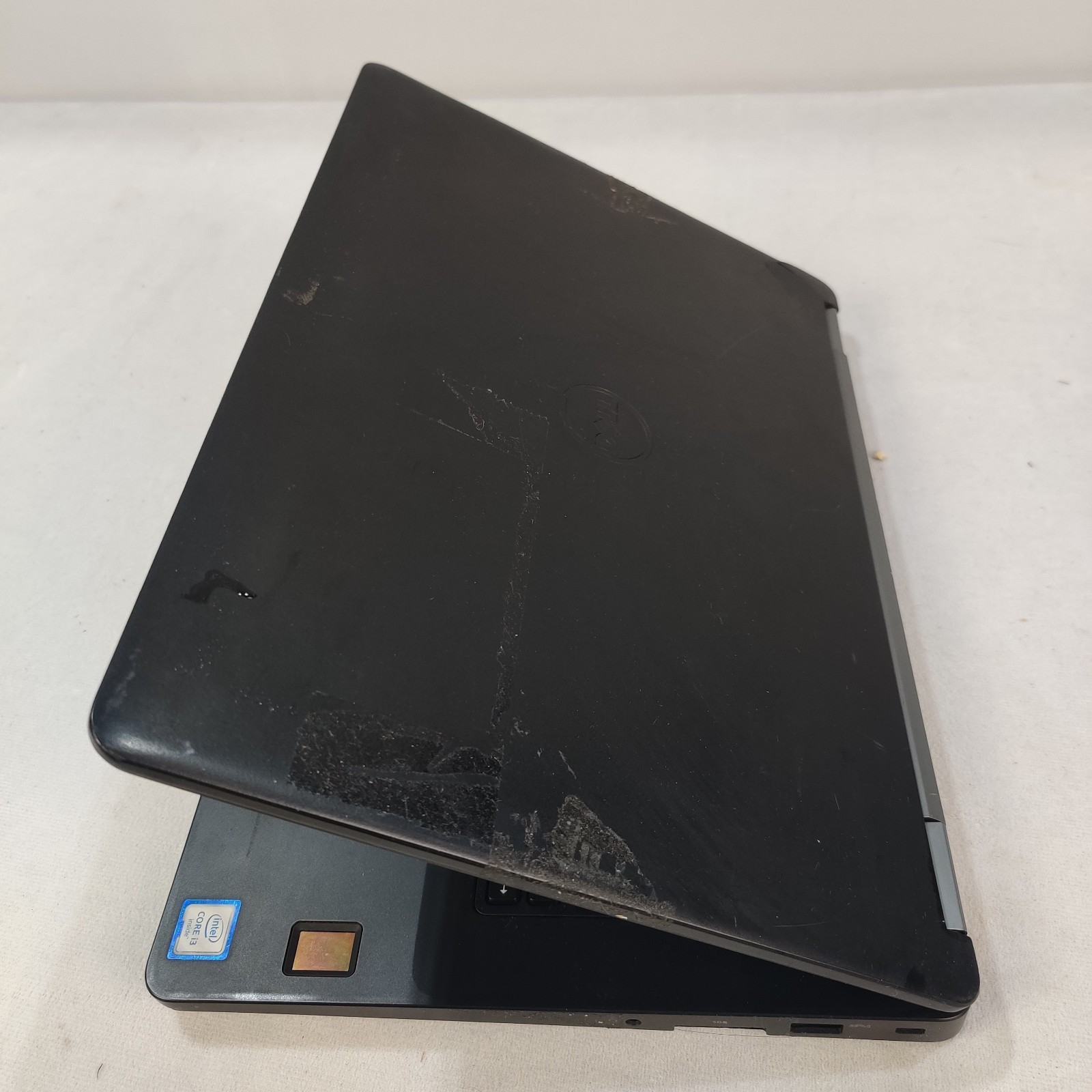 Dell Latitude E5470 14″ i3-6100U 2.30GHz 8GB RAM NO SSD/OS/ADAPTER – USED