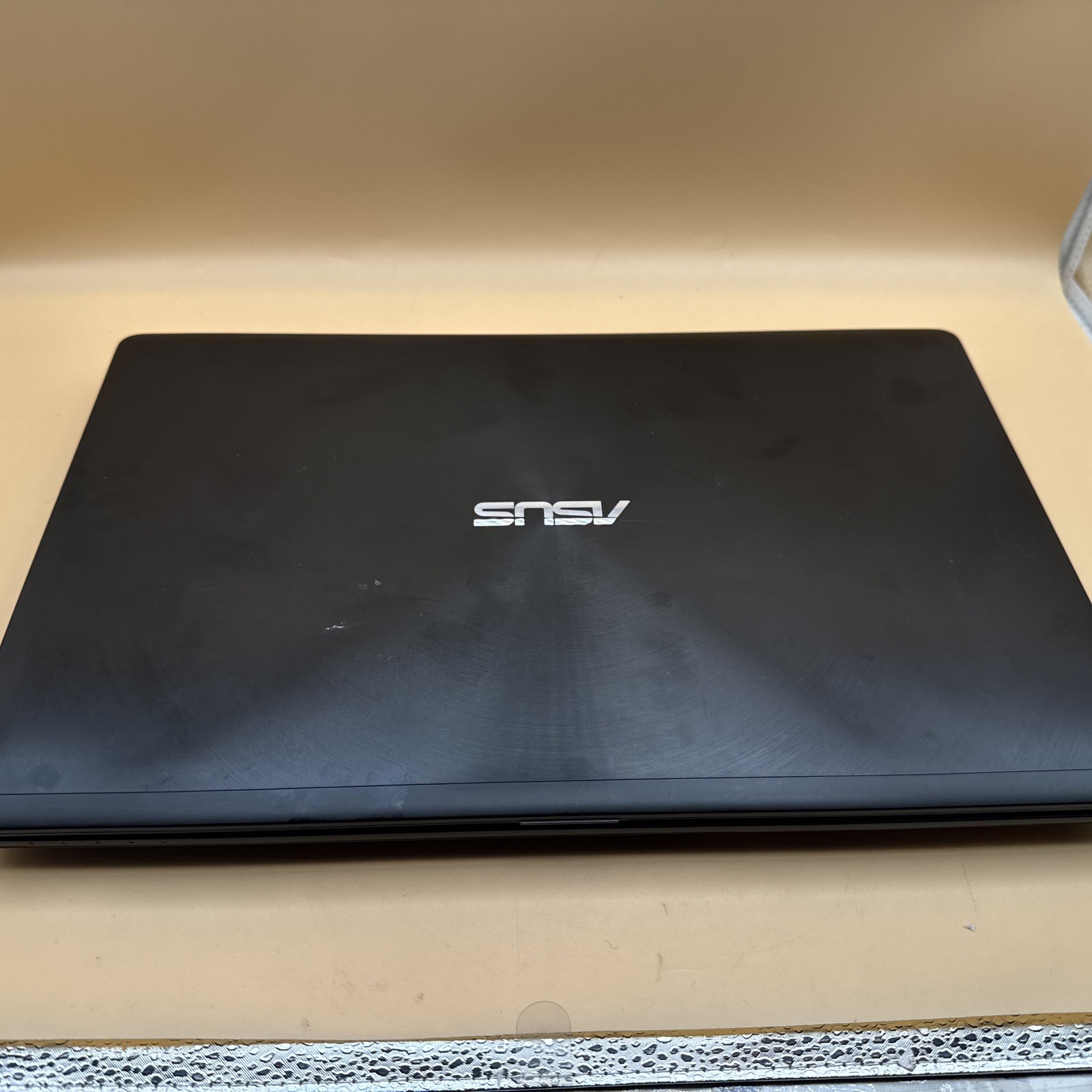 Asus Q500A-BHI5N01 Laptop Intel Core i5-3210QM Working And Tested Battery Great