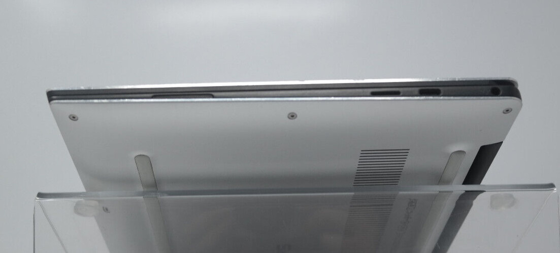 Dell XPS 13 9370 i7 8550U @ 1.80 GHz 256 GB 8 GB FHD Windows 11 Home