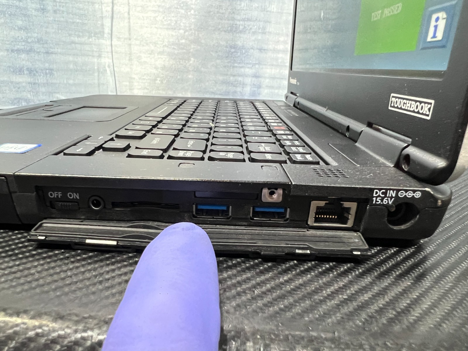 CF-54F9885KM, i5-6300U 2.40Ghz,8GB Mem,256GB SSD,Touchscreen,4G LTE,GPS, 3,650Hr