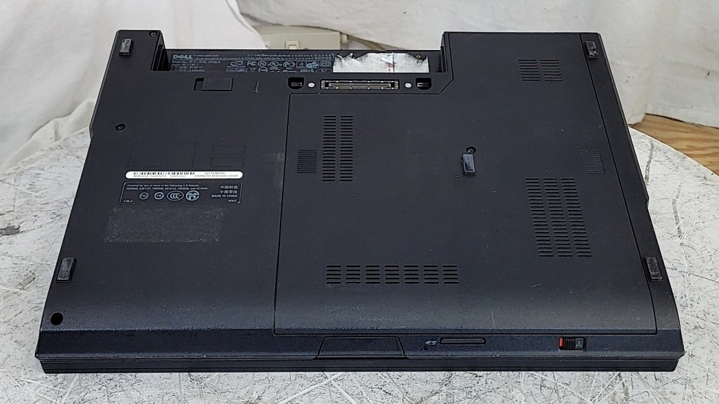 Dell Latitude E5500 PP32LB Laptop Core2 Duo P8400 2.26GHz 4GB 250GB SEE NOTES