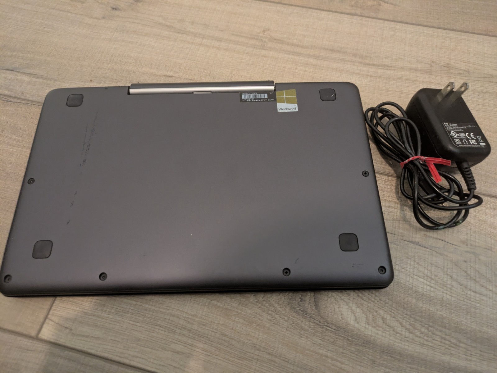 Excellent ASUS Transformer T100TA-B1-GR 1.33Ghz Z3775 2GB 32GB eMMC Touch 10.1″