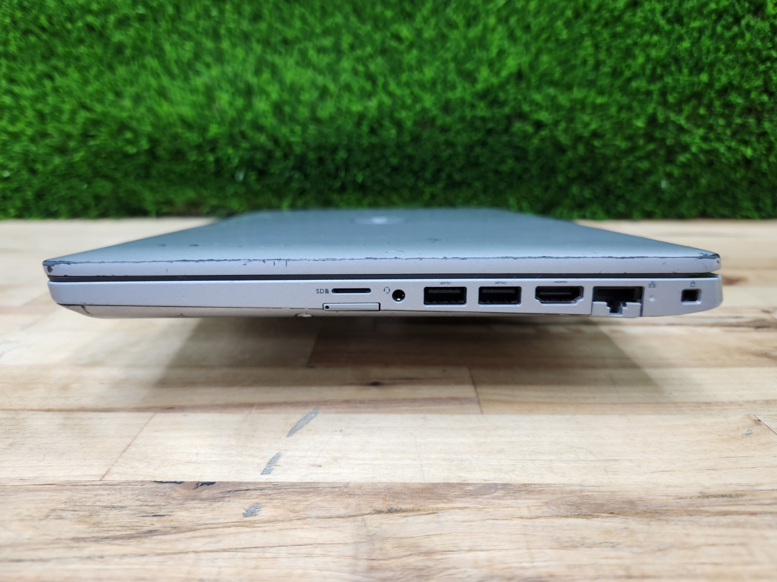 Dell Latitude 5410 14″ FHD i7-10610U 1.8GHz 16GB 256GB SSD Windows 11 Pro ~