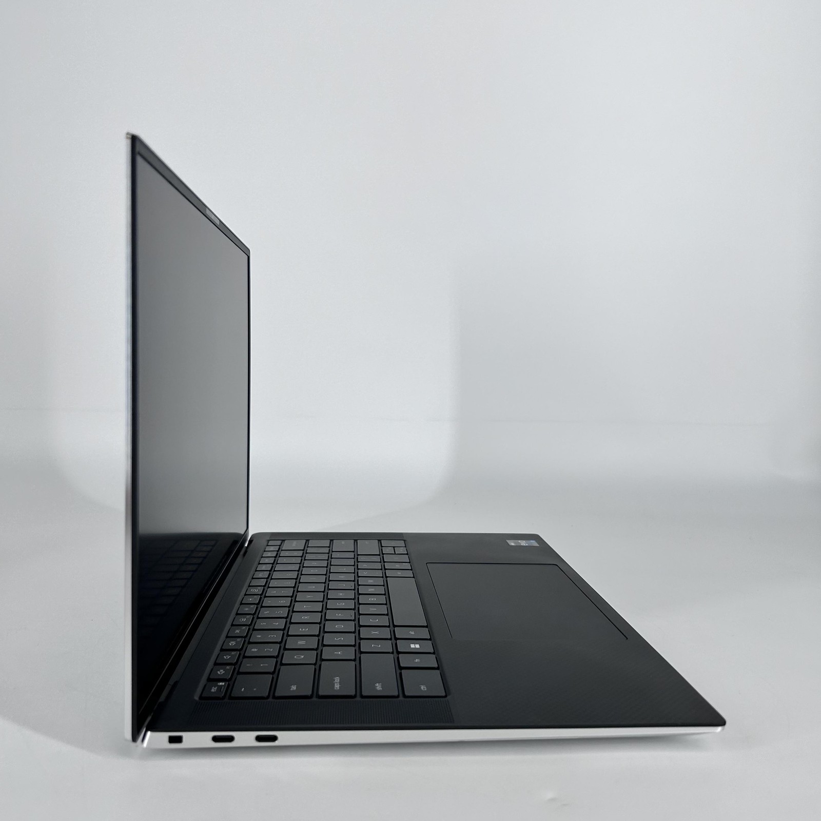Dell XPS 15 9530 FHD+ 2.4 GHz i7-13700H 16GB 512GB SSD Intel Arc A370M Very Good