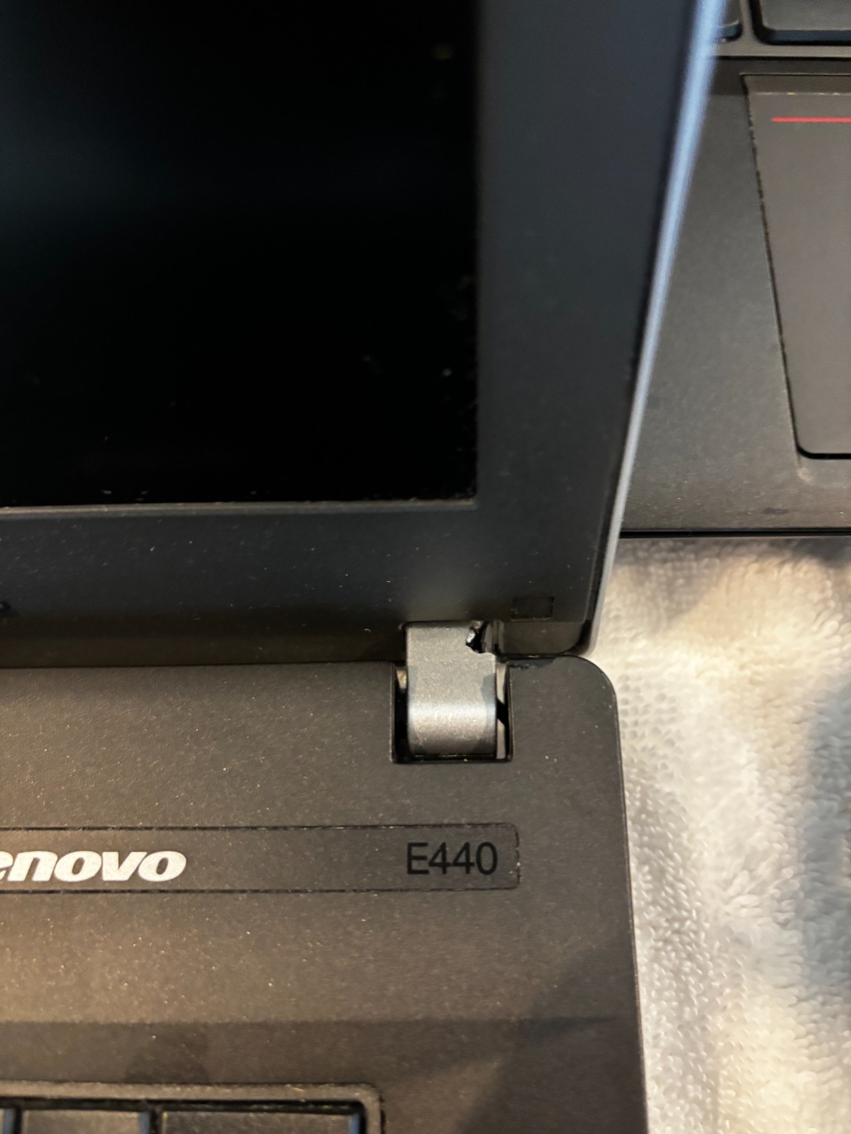 Lenovo ThinkPad E440 Lot: 1 Working (i3), 1 For Parts (i7) + 2 OEM Charger