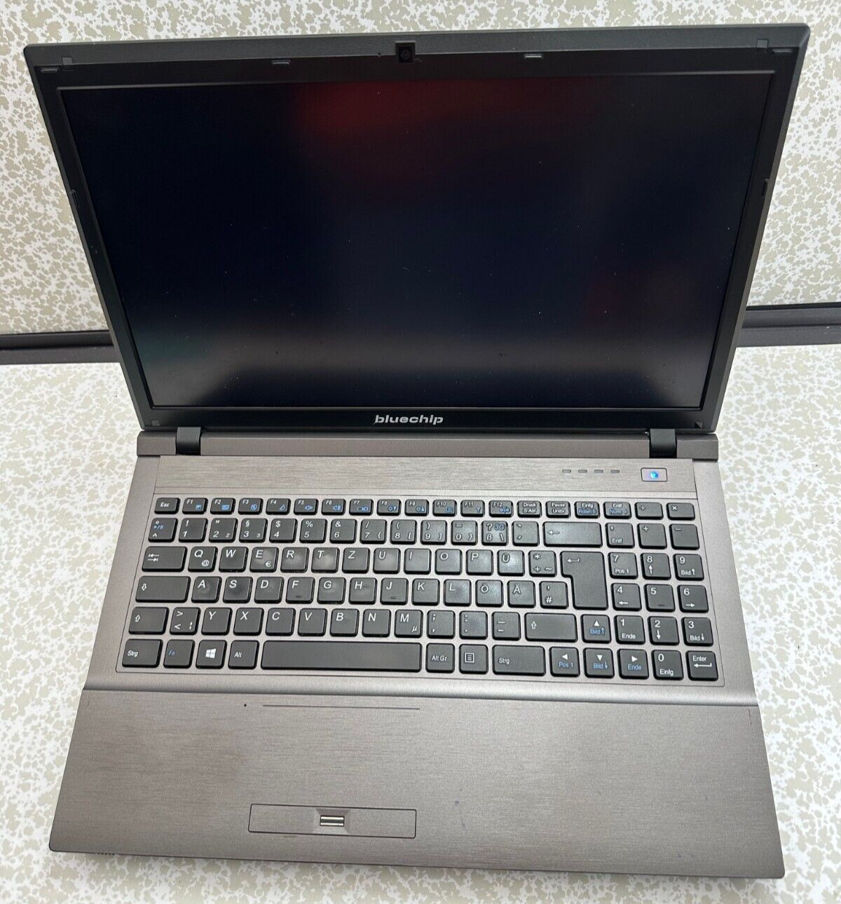 Proline Professional W25CEW Intel Core i3, 128GB SSD, 12GB RAM 15 inch Laptop