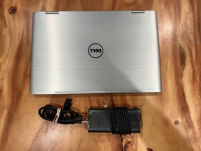Dell Inspiron 15-7579 15.6″ i7-7500U 8GB 256GB Windows 10 Home TOUCHSCREEN 2 in1