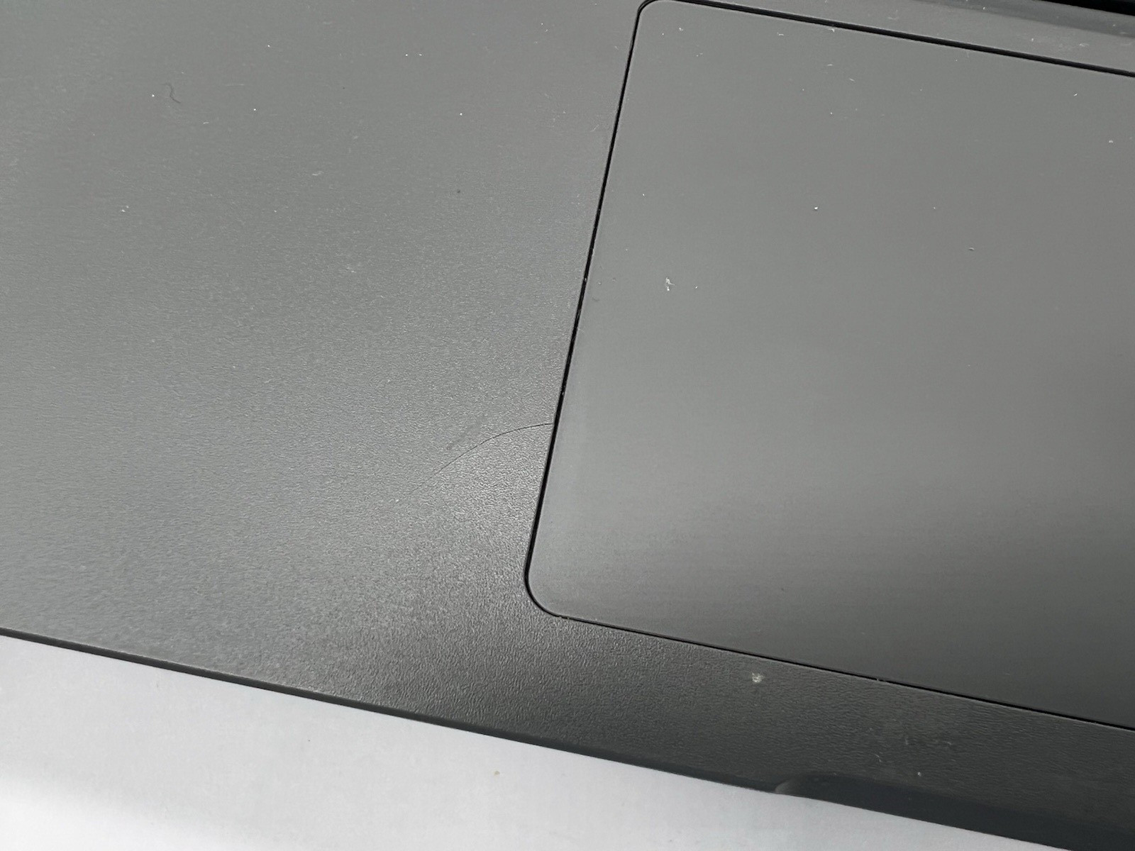 Dell Latitude 3450, i7-1355U, 4.35GHz, @24GB RAM, 256GB NVMe-No OS/Charger