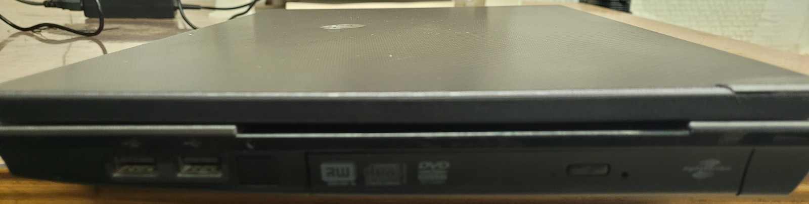 HP 620 Laptop 4 GB RAM Intel Celeron T3100 CPU 1.90 GHz w/ Charger