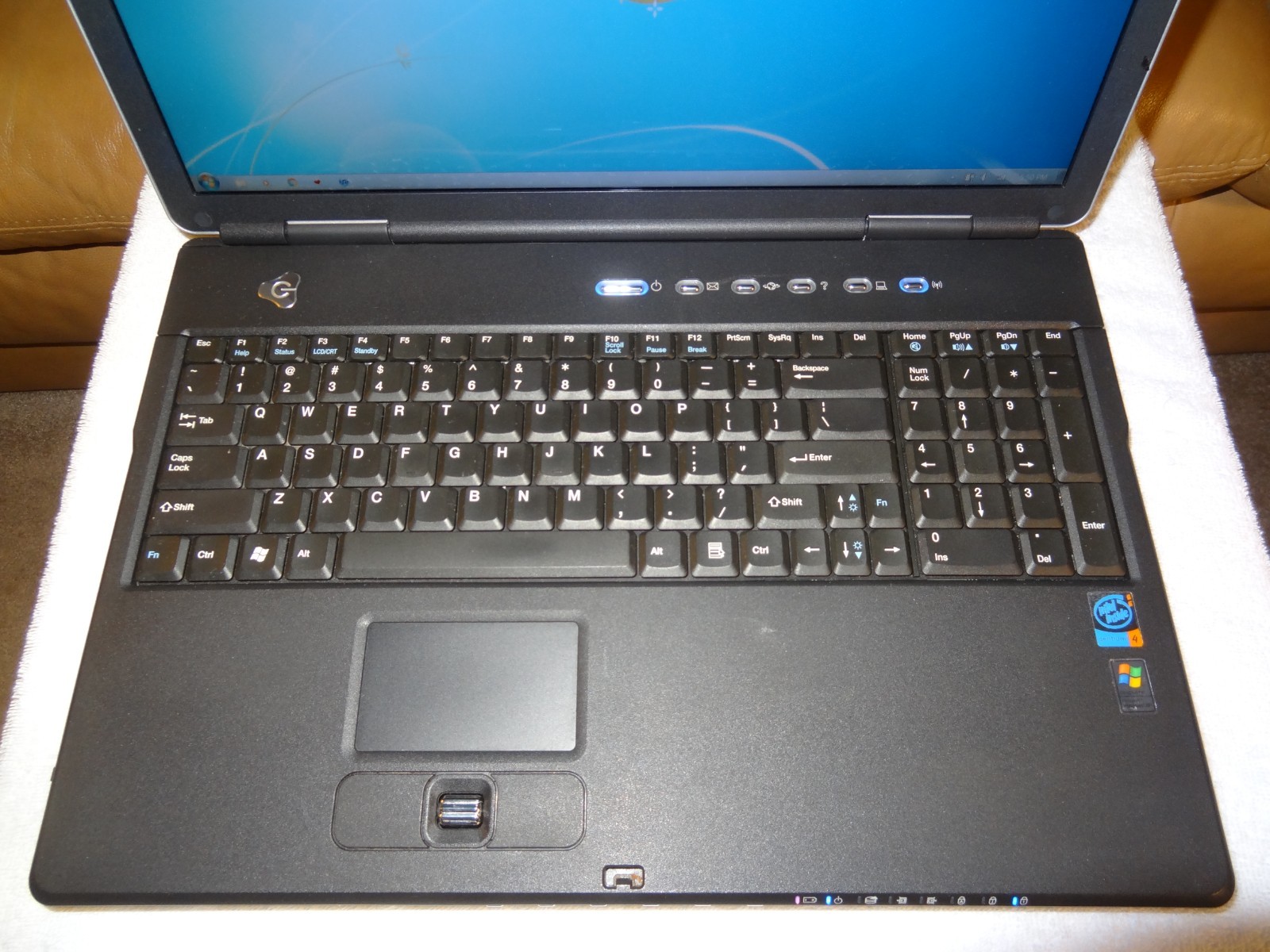 Gateway M675PRR Laptop Computer -17″Screen -Windows 7 -Intel Pentium @ 3.40GHz