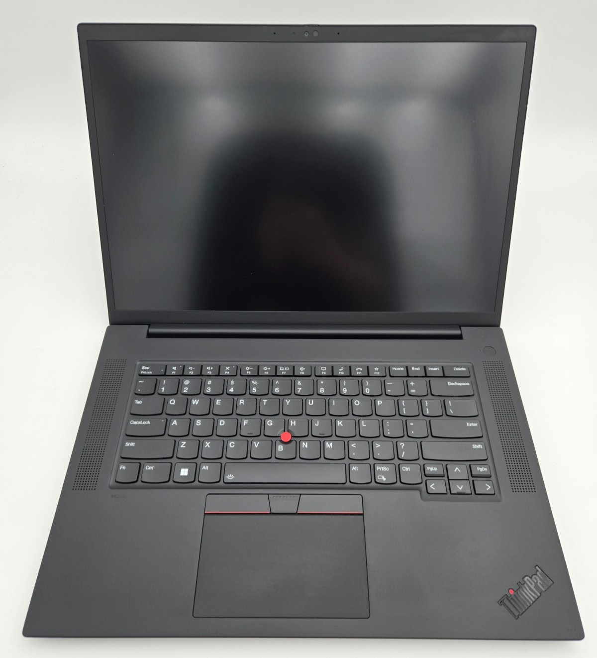 Lenovo ThinkPad P1 Gen 5 16″ WQXGA | A1000 | i7-12800H | 32GB RAM | 1TB SSD |