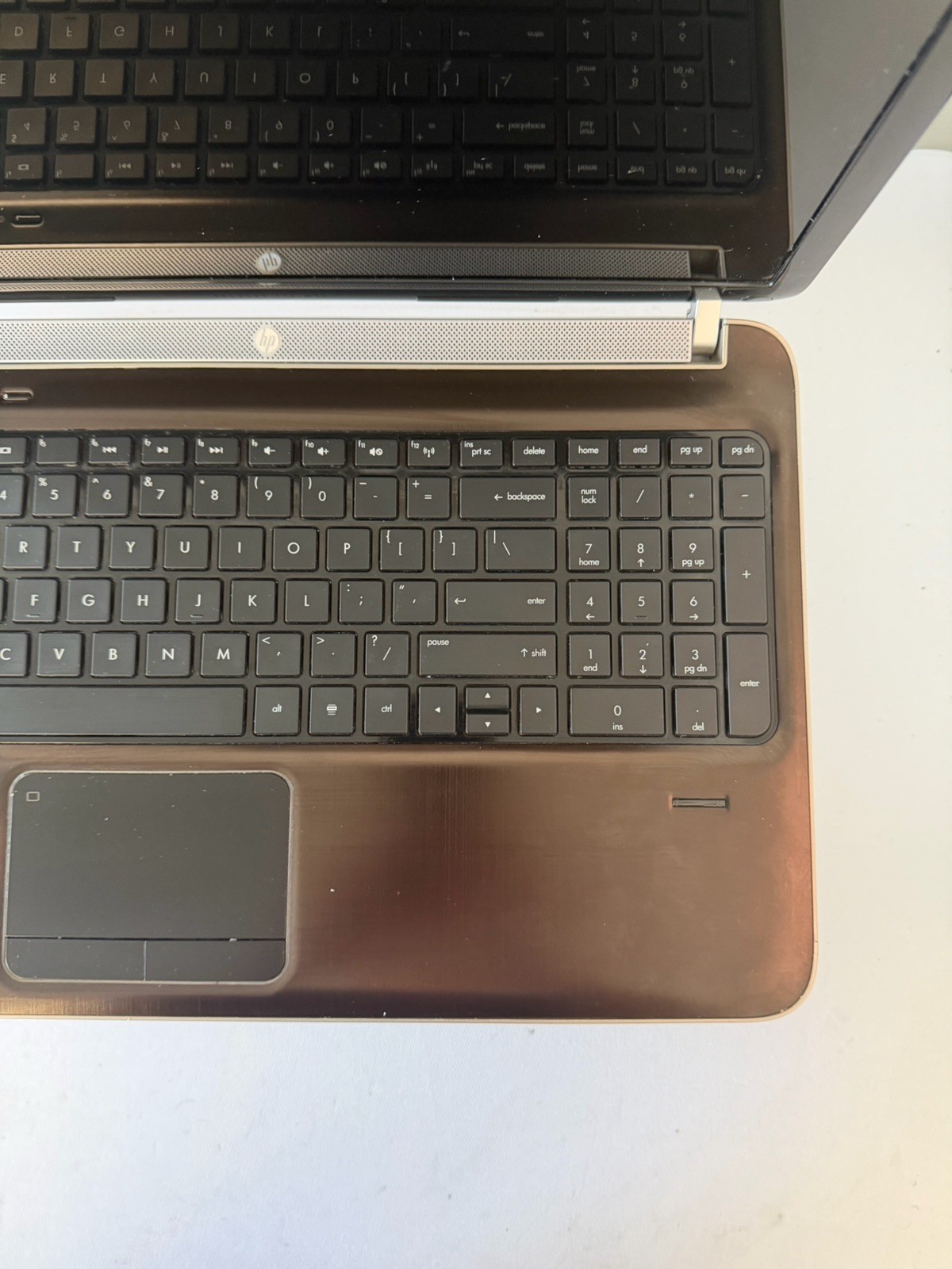 HP Pavillion dv6-6135dx Laptop – Good Screen – AMD A8-3500M – RAM 6 GB -Read Des