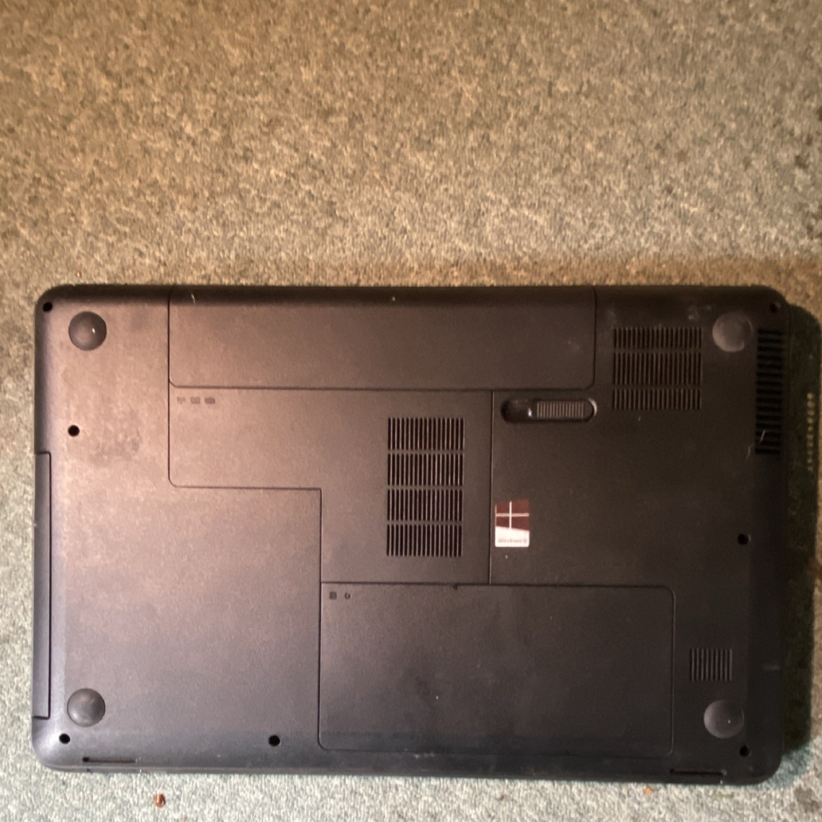 HP 2000-2d19WM Notebook Laptop Black HDMI Ethernet USB