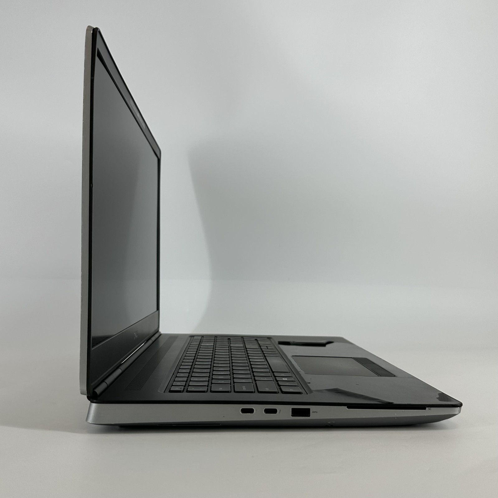 Dell Precision 7760 17 4K 120Hz i9-11950H 2.60GHz 32GB 512GB SSD RTX A5000 Fair