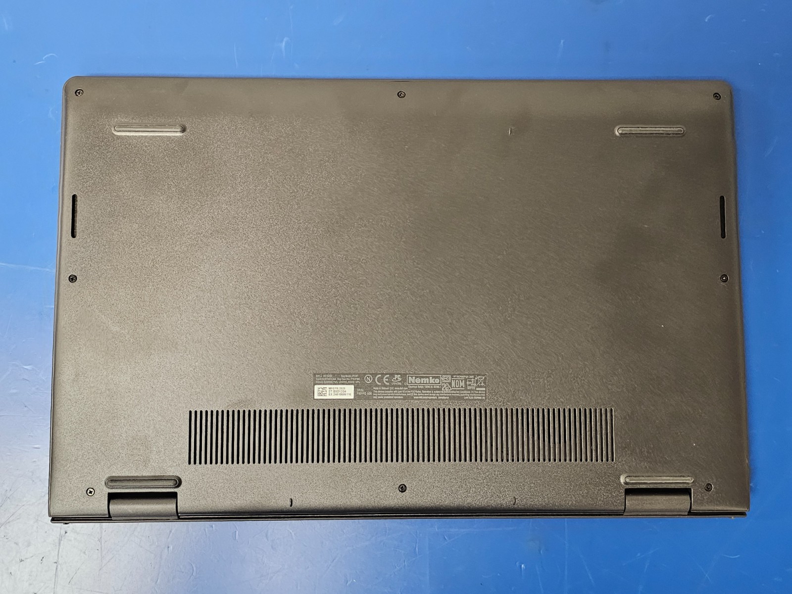 DELL 15 DC15255 G8MK9, AMD Ryzen 7 7730U, 2.00 GHz, 16 GB RAM 512 GB NVMe SSD