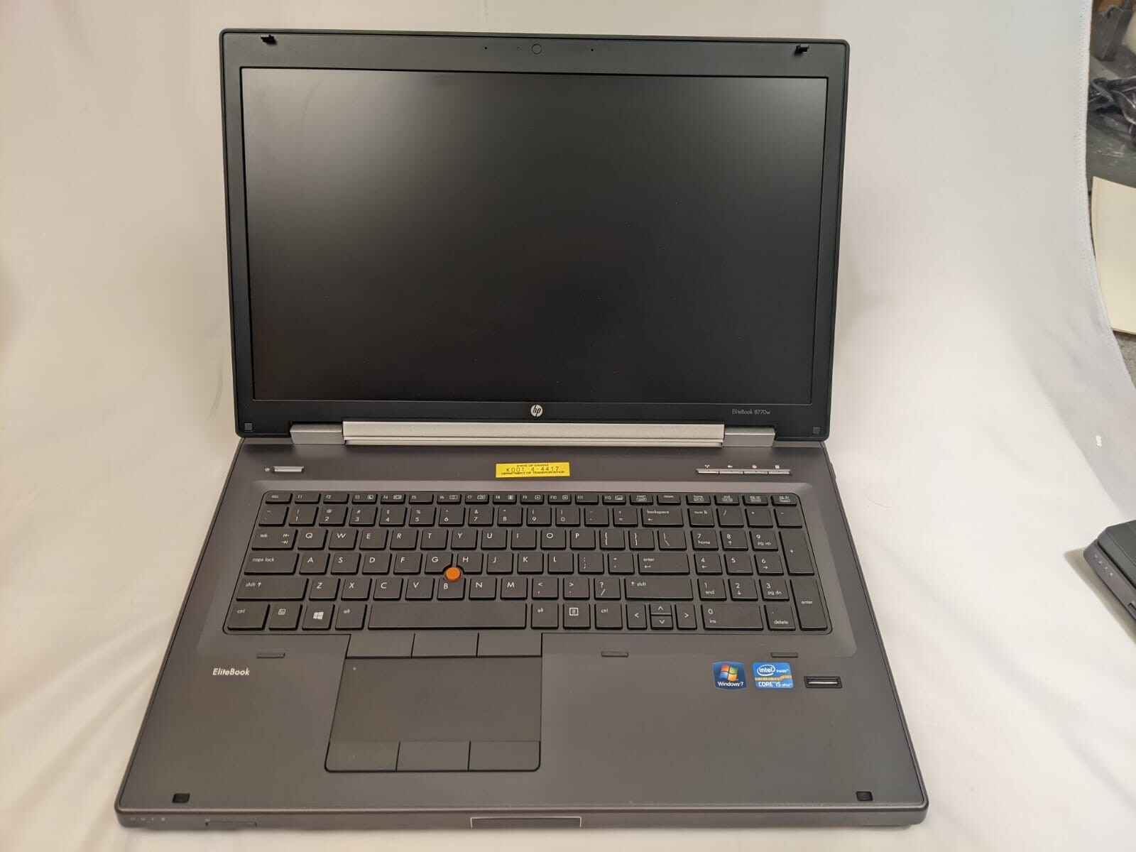 Lot of 2 HP Elitebook 8770w 17.3″ i5-3320M 8GB GB Laptop [No OS/HD/AC]
