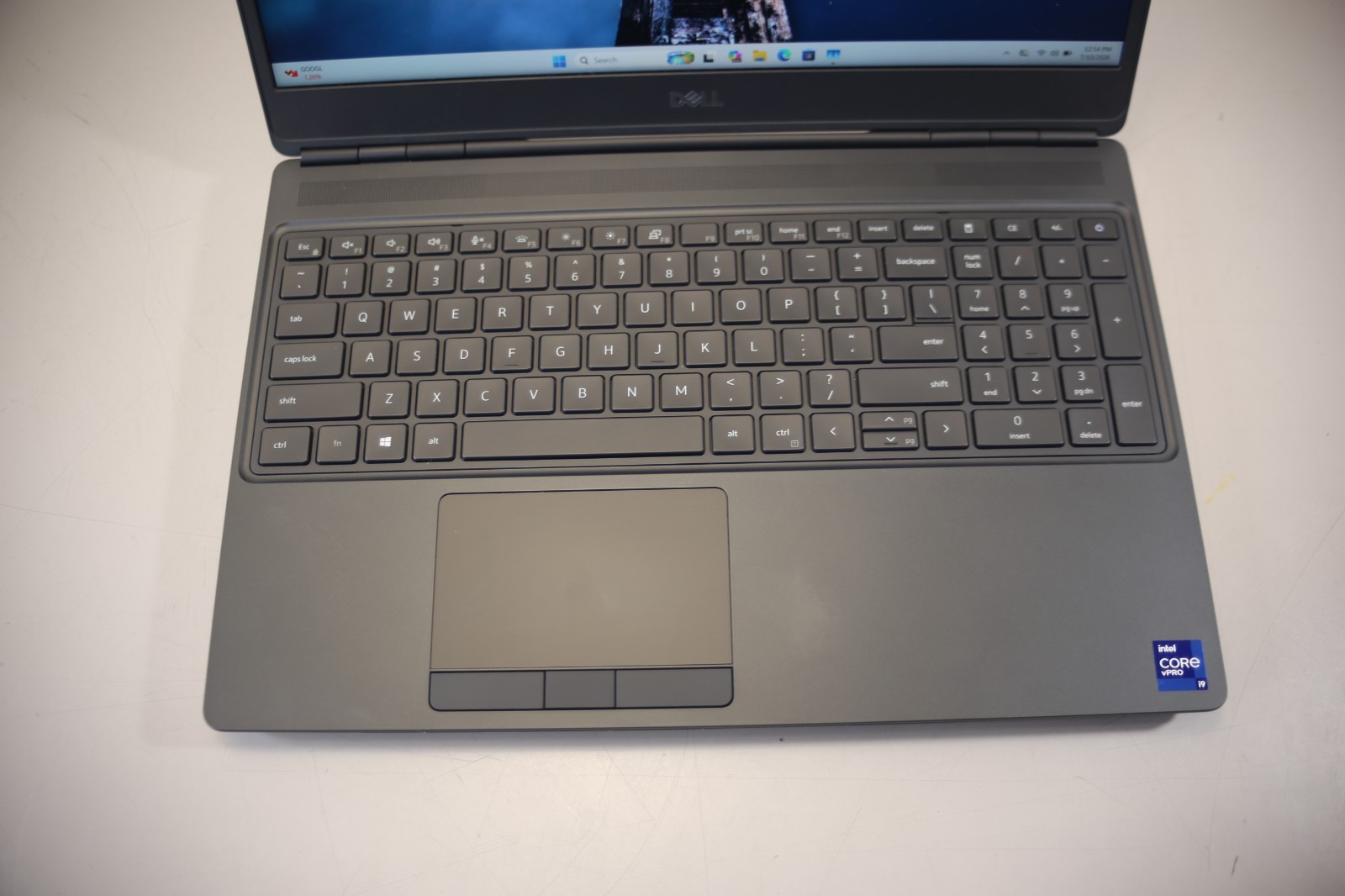 Dell Precision 7560 15.6″ Core i9-11950H 32GB 256GB Nvidia RTX A3000 Win 11P