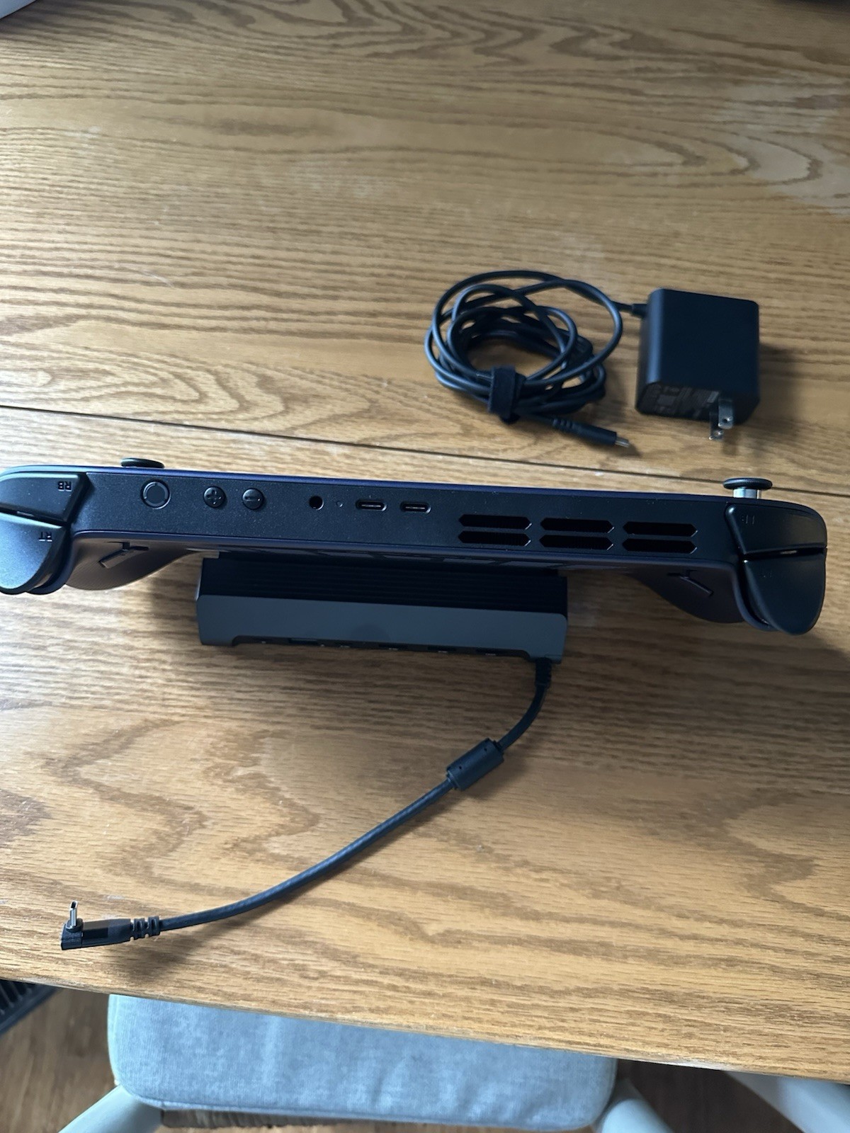 Lenovo Legion Go S 8″ 120Hz AMD Ryzen Z1 Extreme SteamOS, 32GB RAM, 1TB SSD