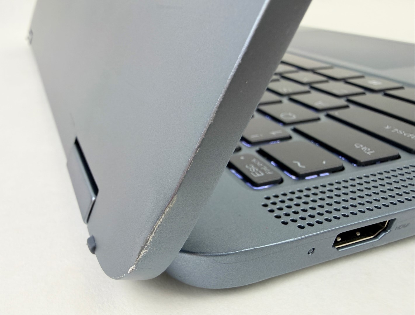 Lenovo Flex 7i 14″ 2240×1400 Touch i7-1355U 16GB 1TB SSD W11H – Dents