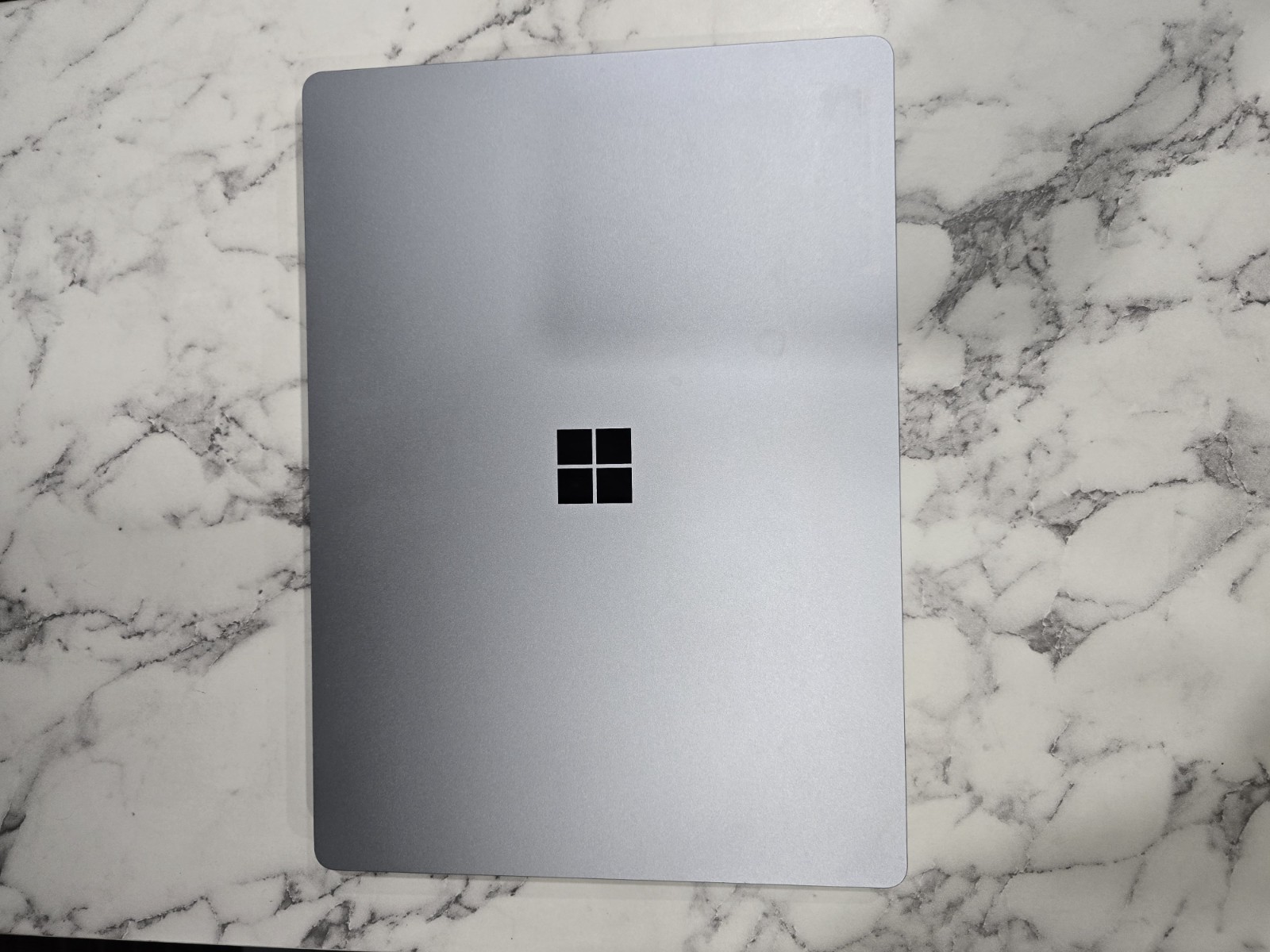 Microsoft Surface Laptop 4 13.5″ i5-1135G7 8GB 512GB SSD Win10 Touch