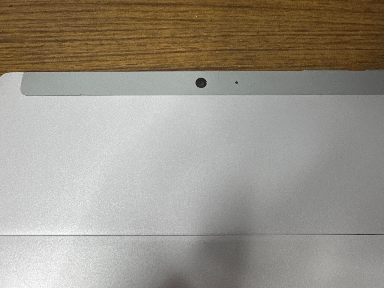 Microsoft Surface Go 2 | 10.5’| Pentium 4425Y | 8GB | 128GB SSD | *BAD BATT*