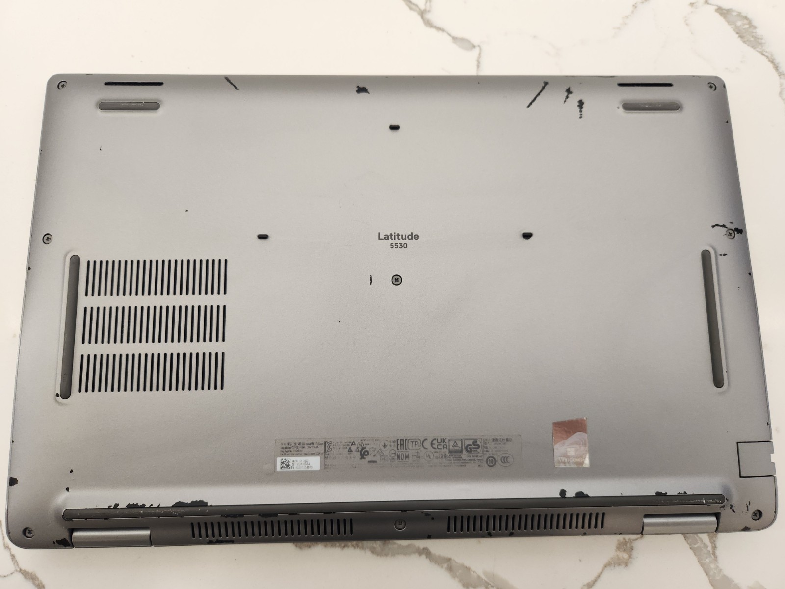 Dell Latitude 5530 w/NEW SCREEN 15.6 i7-1270p 16GB DDR4 512GB Workstation Laptop