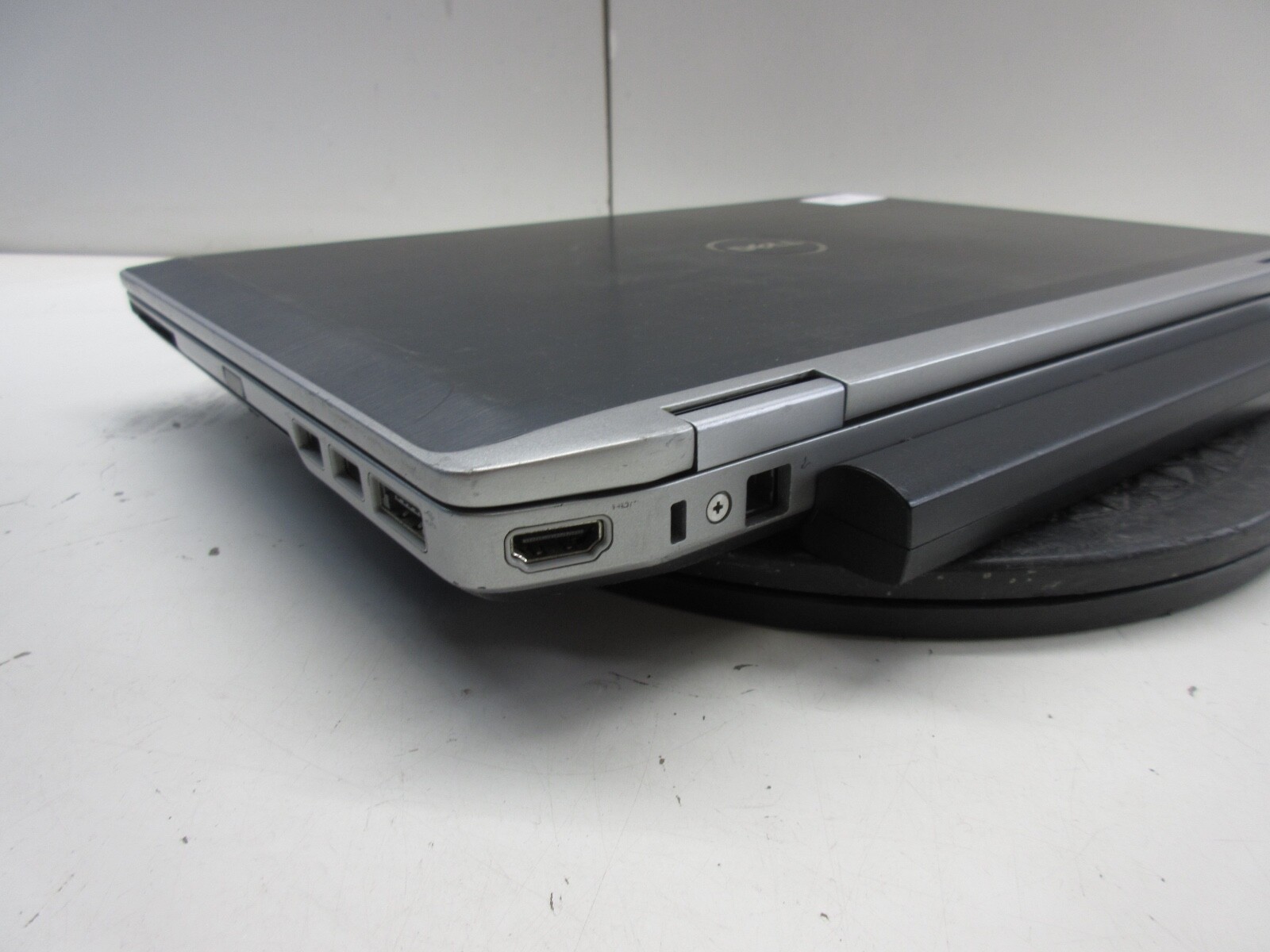 Dell Windows XP Laptop E6420/30 i5 2.4ghz 512 GB SSD DVDRW 14″ W/ Adapter