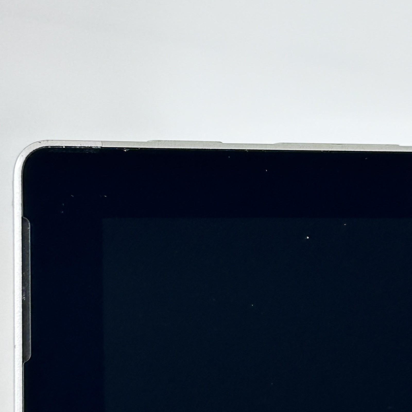 Surface Pro Gen 5 13″ QHD+ TOUCH Intel Core m3-7Y30 1.0GHz 4GB RAM 128GB SSD