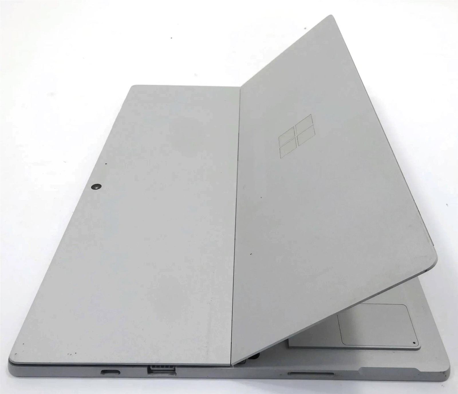 Microsoft Surface Pro 7 plus 1960 Core i5-1135G7 2.4GHz 8GB 256GB