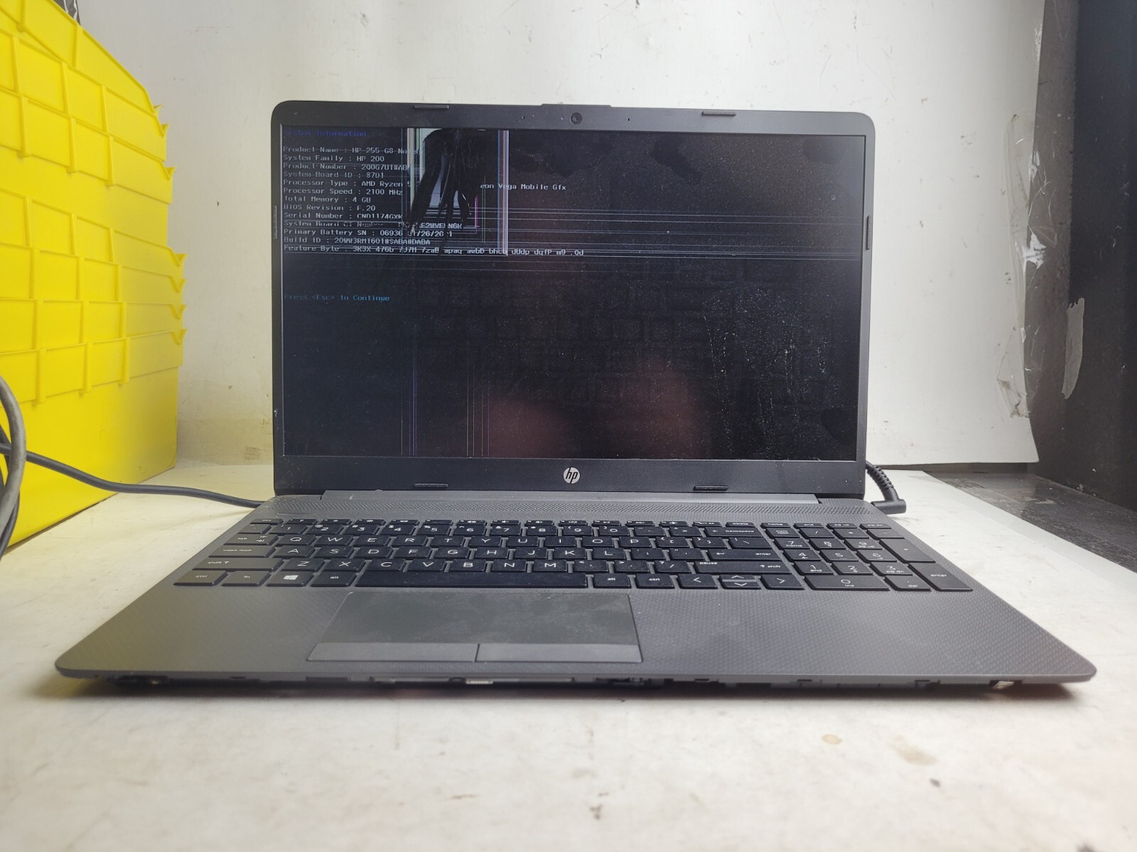 HP Notebook 255 G8 w/AMD Ryzen 5 3500U, 4GB RAM, 15.6″ Laptop for Parts #2154