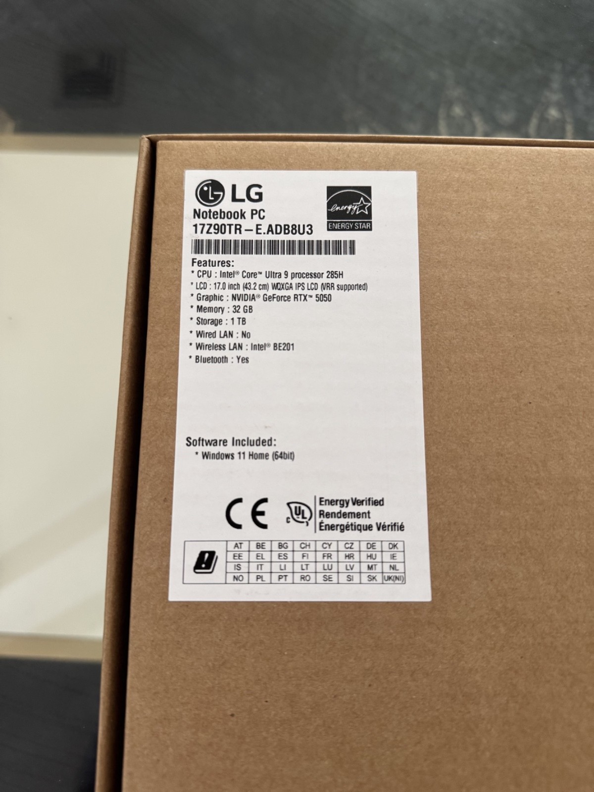 LG Gram Pro 17inch, intel core ultra 9, 32gb ram, rtx 5050