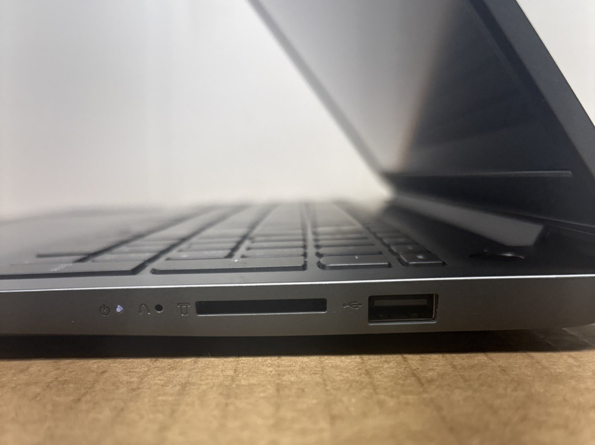 Lenovo Ideapad 3 11th Gen i3 8GB RAM 1TB HDD Intel UHD Graphics 15ITL6