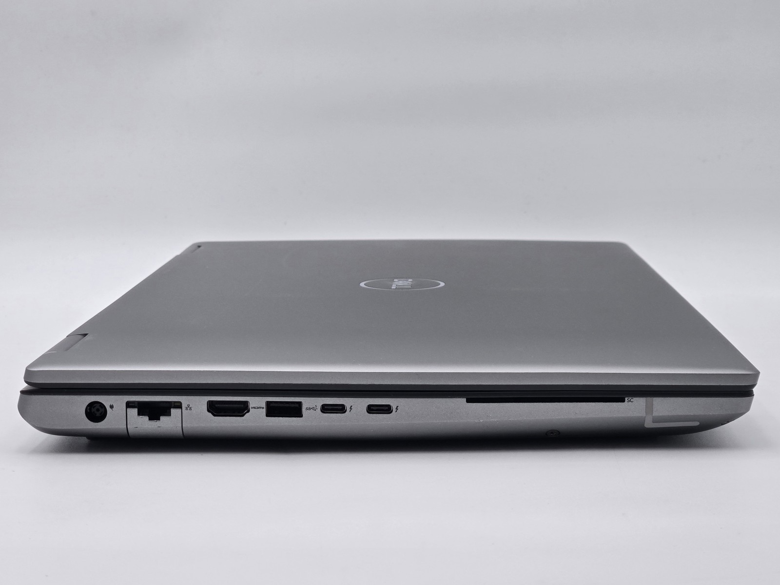 Dell Precision 7780 17.3″ FHD i9-13950HX 64GB DDR5 1TB SSD RTX 3500 Ada 12GB
