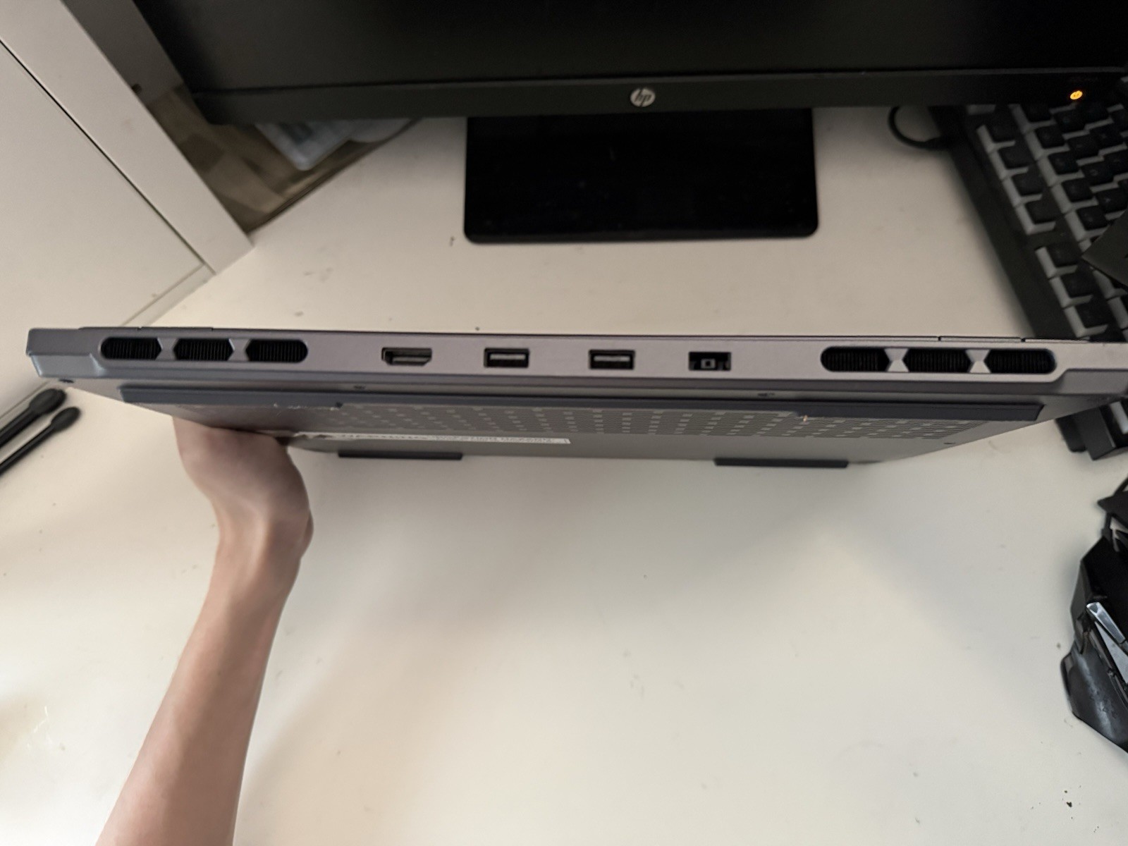 Lenovo Legion Slim 5 (Gen 8, 14.5”) Ryzen 7 7840HS, RTX 4060 + CHARGER FOR PARTS