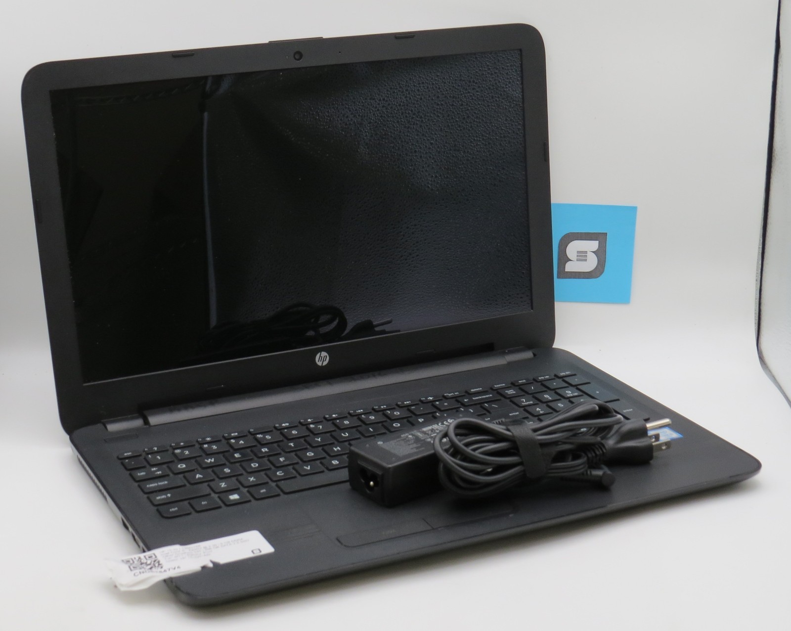 HP Notebook 15 i5-6200U @ 2.3GHz 8GB DDR4 256GB SSD 15.6″ No OS