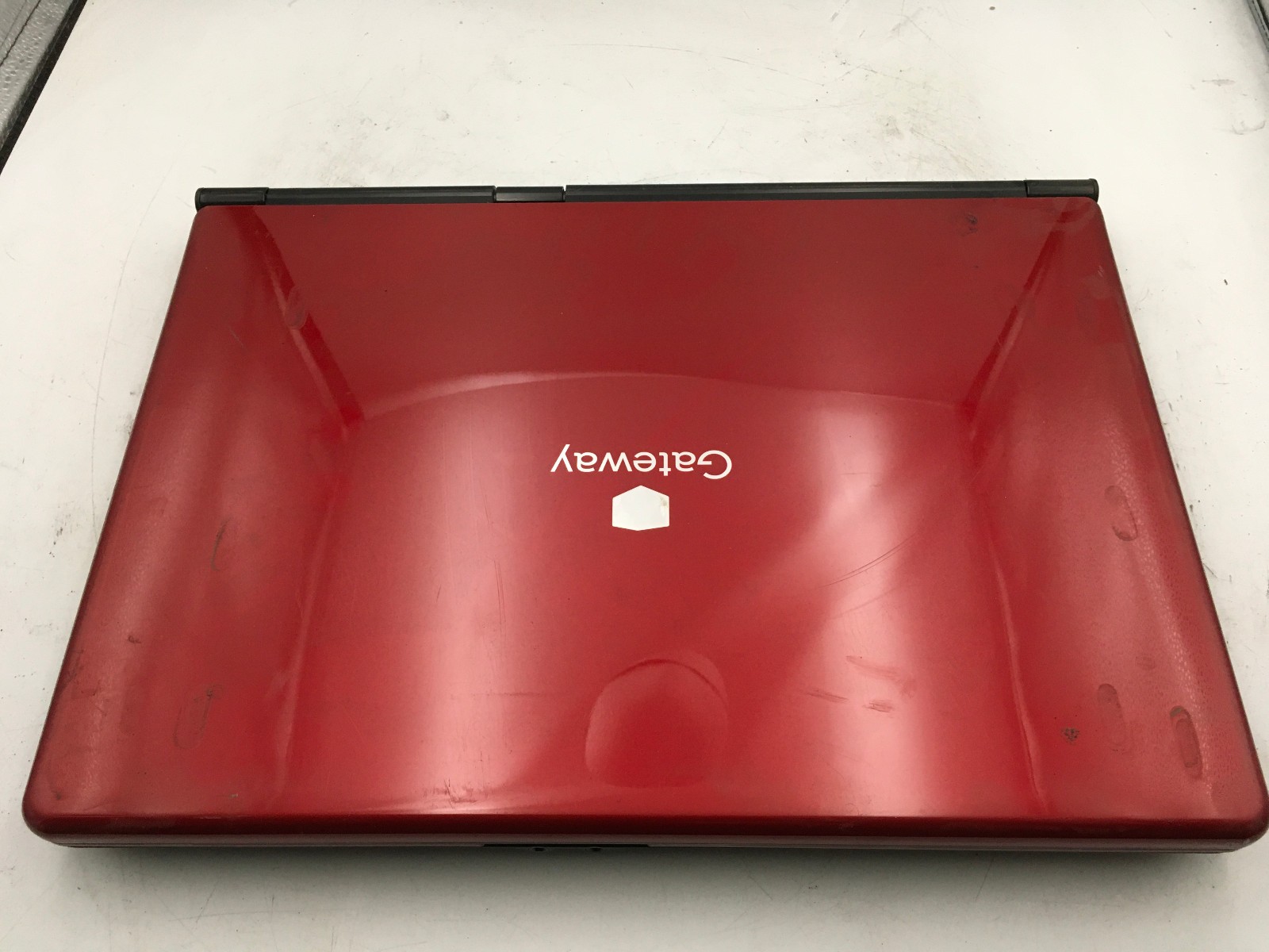 GATEWAY M SERIES SA1 – FOR PARTS/MISSING COMPONENTS – NO CPU – NO RAM – READ -BB