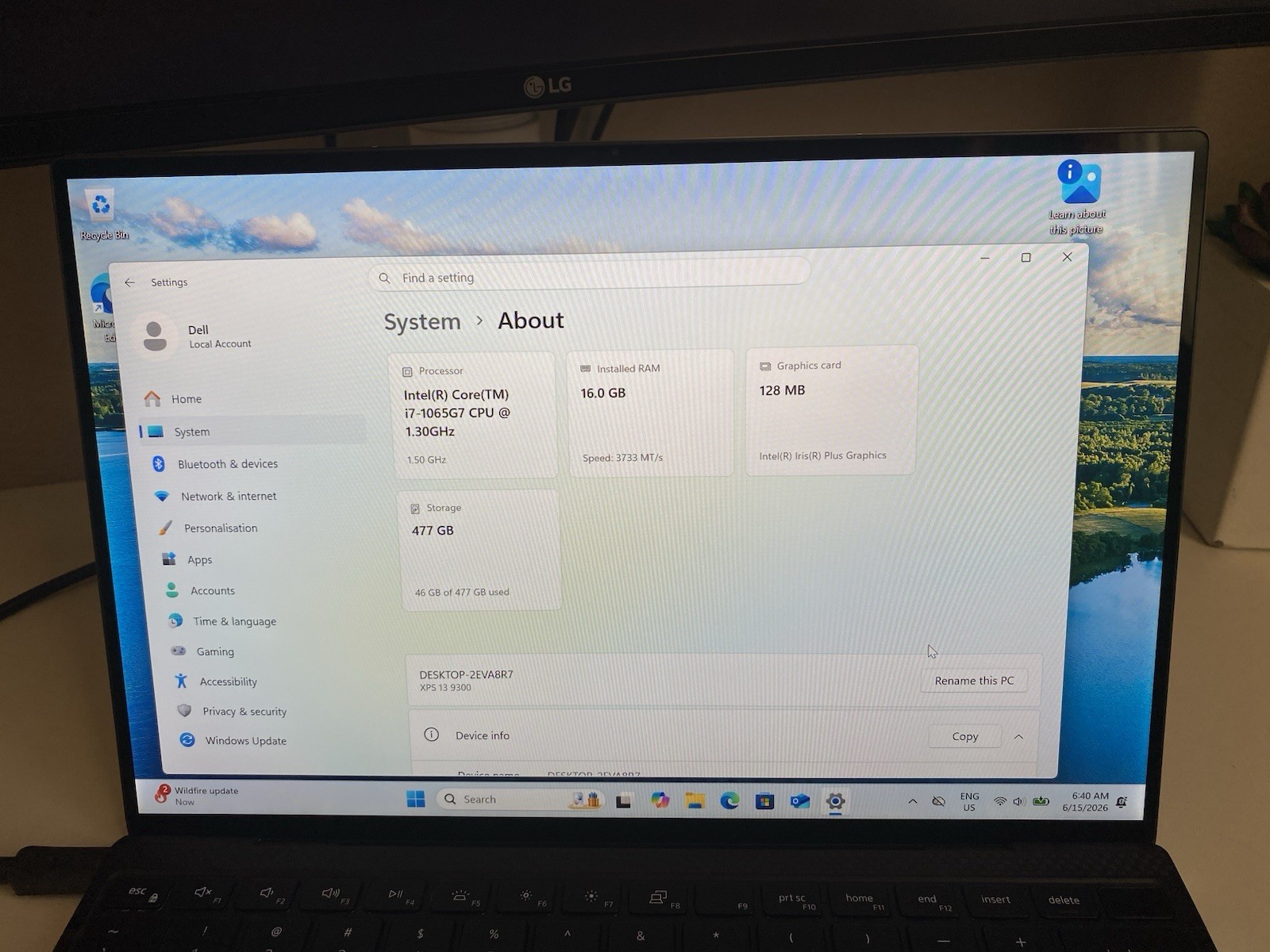 Dell XPS 13 9300 – 13.4 Inch —Touch – i7‑1065G7 – 16GB RAM – 512GB SSD – Silver