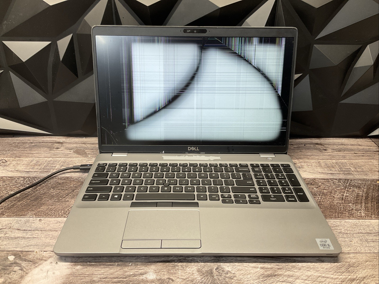 Latitude 5510 / i5 10th / No RAM Laptop Notebook PC / O5