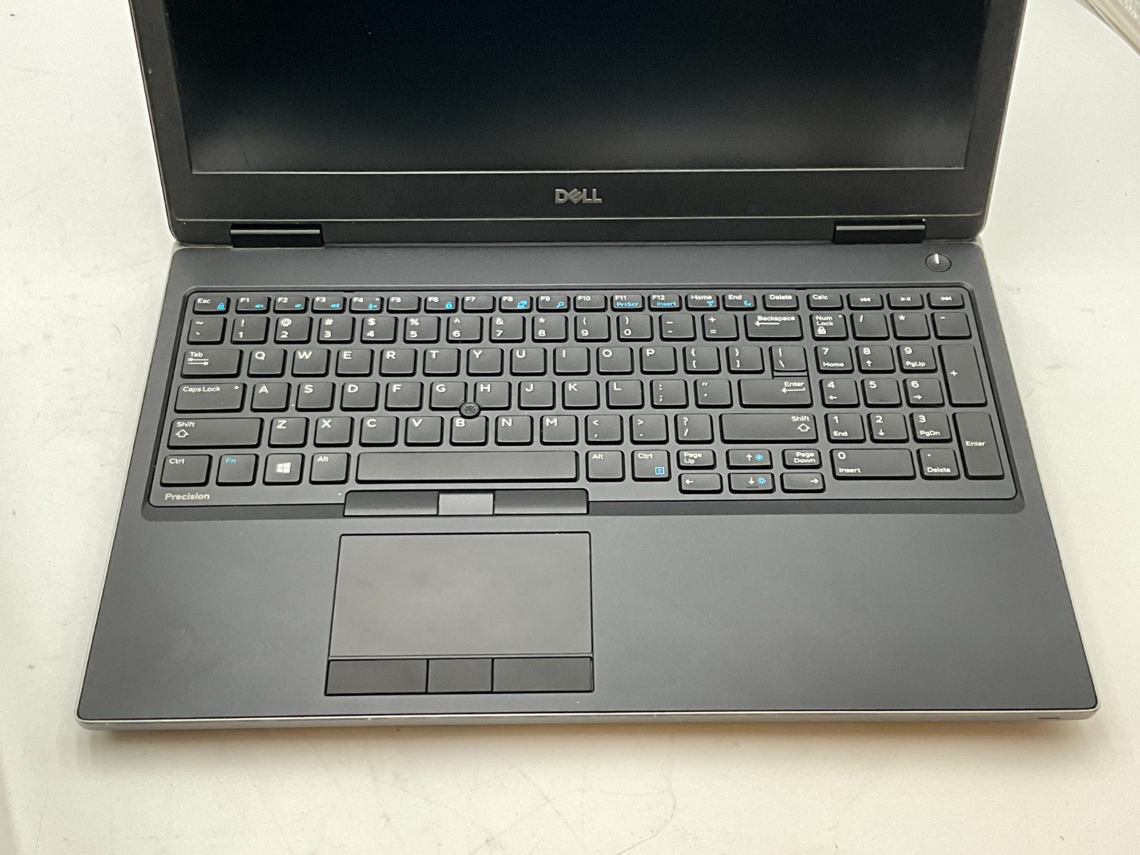 DELL Precision 7530 Xeon(R) E-2186M 32GB 1tb p3200 15.6″ LAPTOP 74938S2
