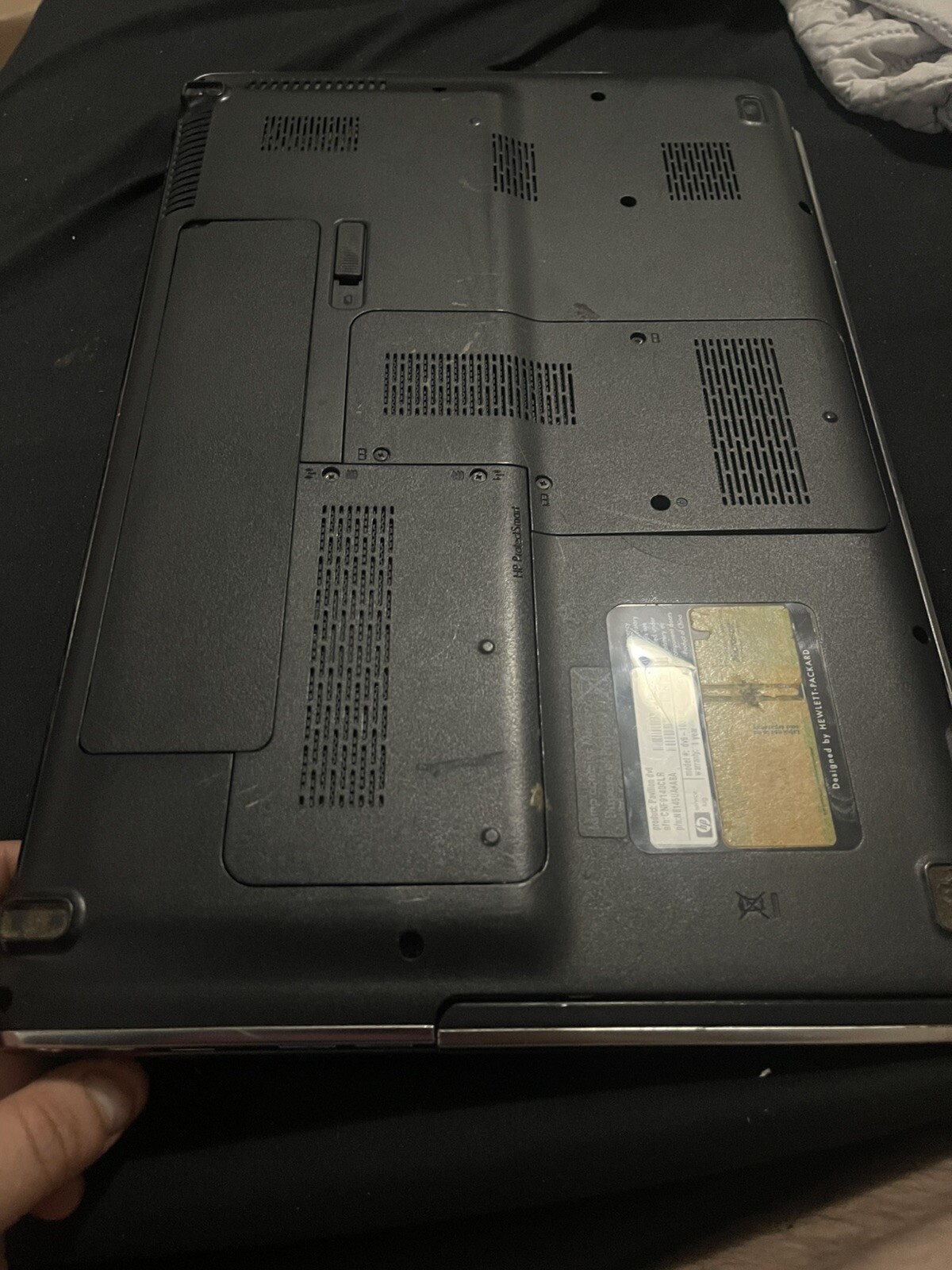 HP Pavilion DV6-1030US Laptop 4gb Ram No Hdd And Untested With Charger