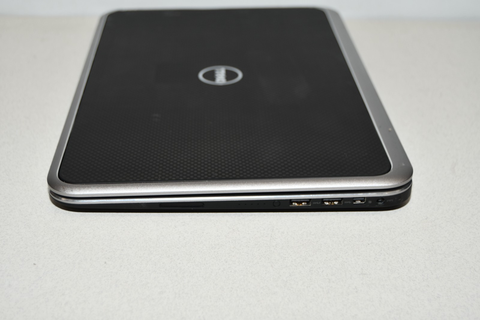 ^ Dell UltraBook XPS 12 9Q33 i7-4500U @ 1.80GHz 8GB RAM 256GB SSD Win 7 #X7325