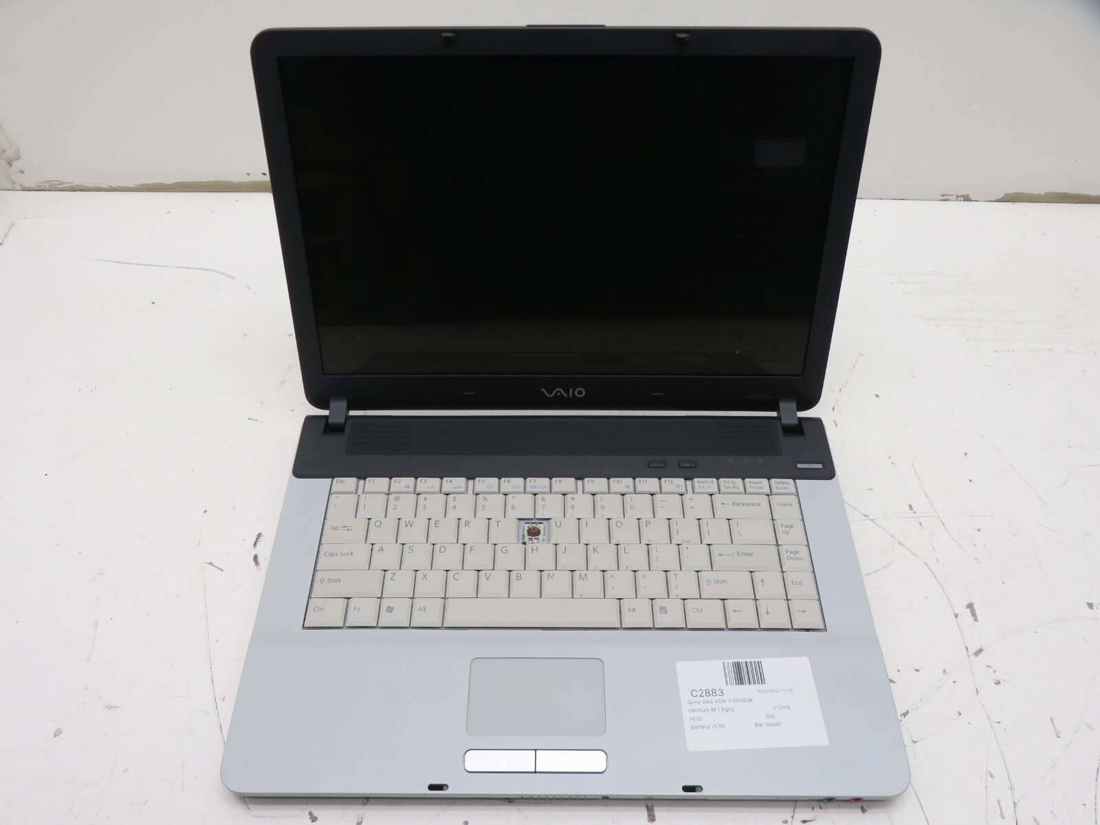 Sony Vaio VGN-FS640/W PCG-7A2L Laptop Intel Pentium M 512MB Ram No HDD /Battery