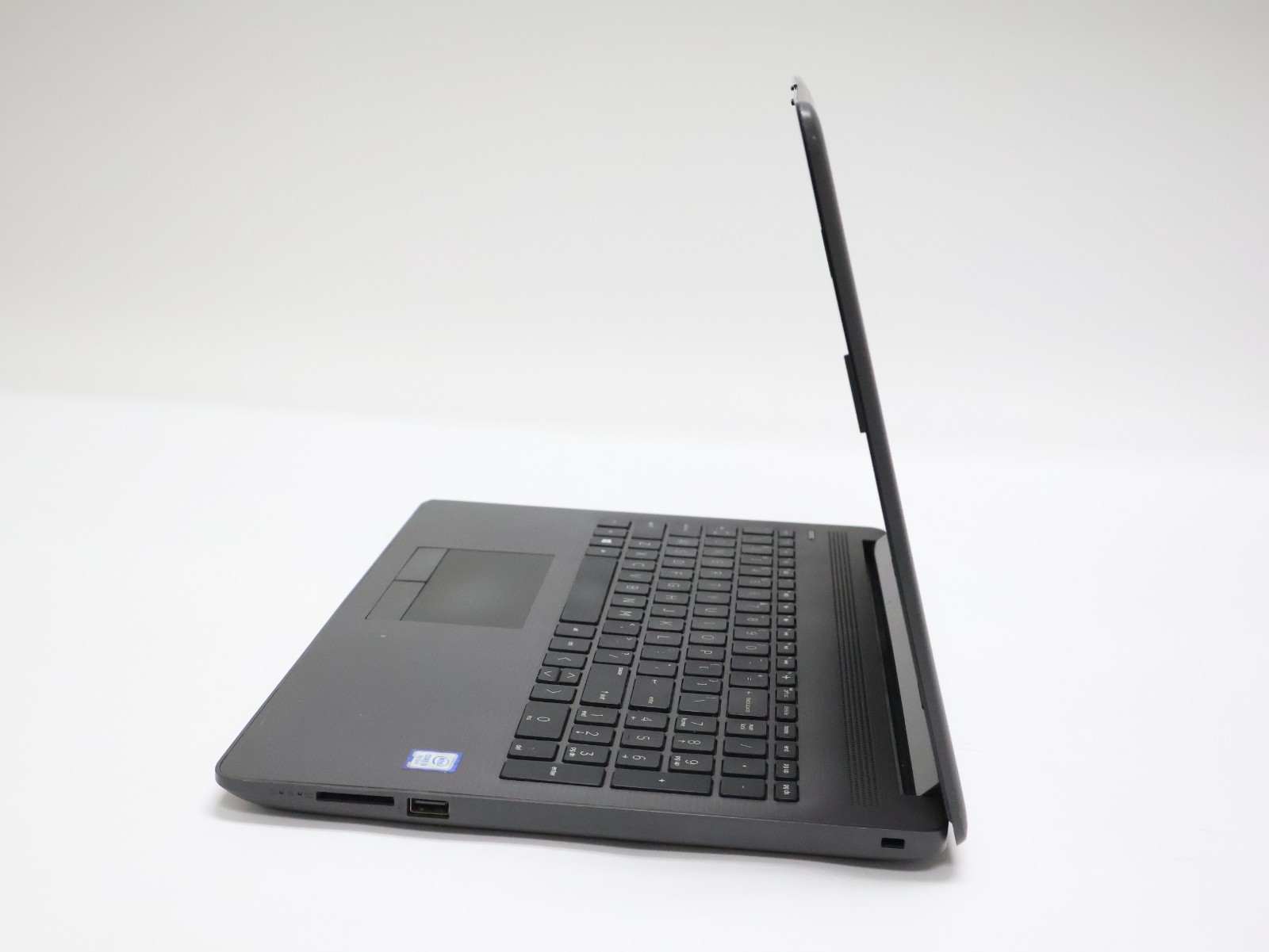 HP Notebook 250 G7 Intel Core i3-7020U 2.30GHz 8GB RAM 240GB SSD READ!!!