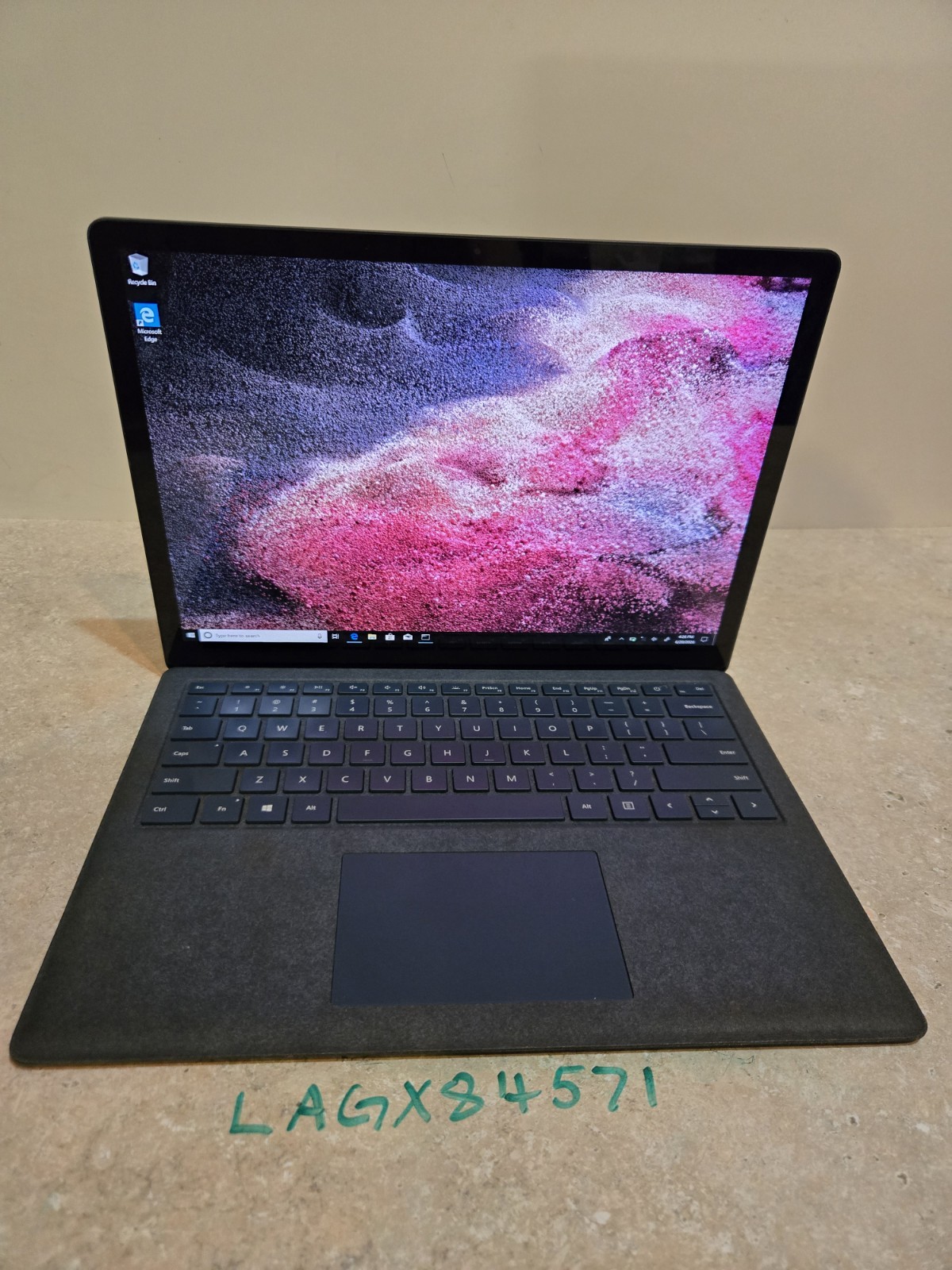 Microsoft Surface Laptop 2 -13.5″ Touch Screen-256GB SSD – intel i5 – Model 1769