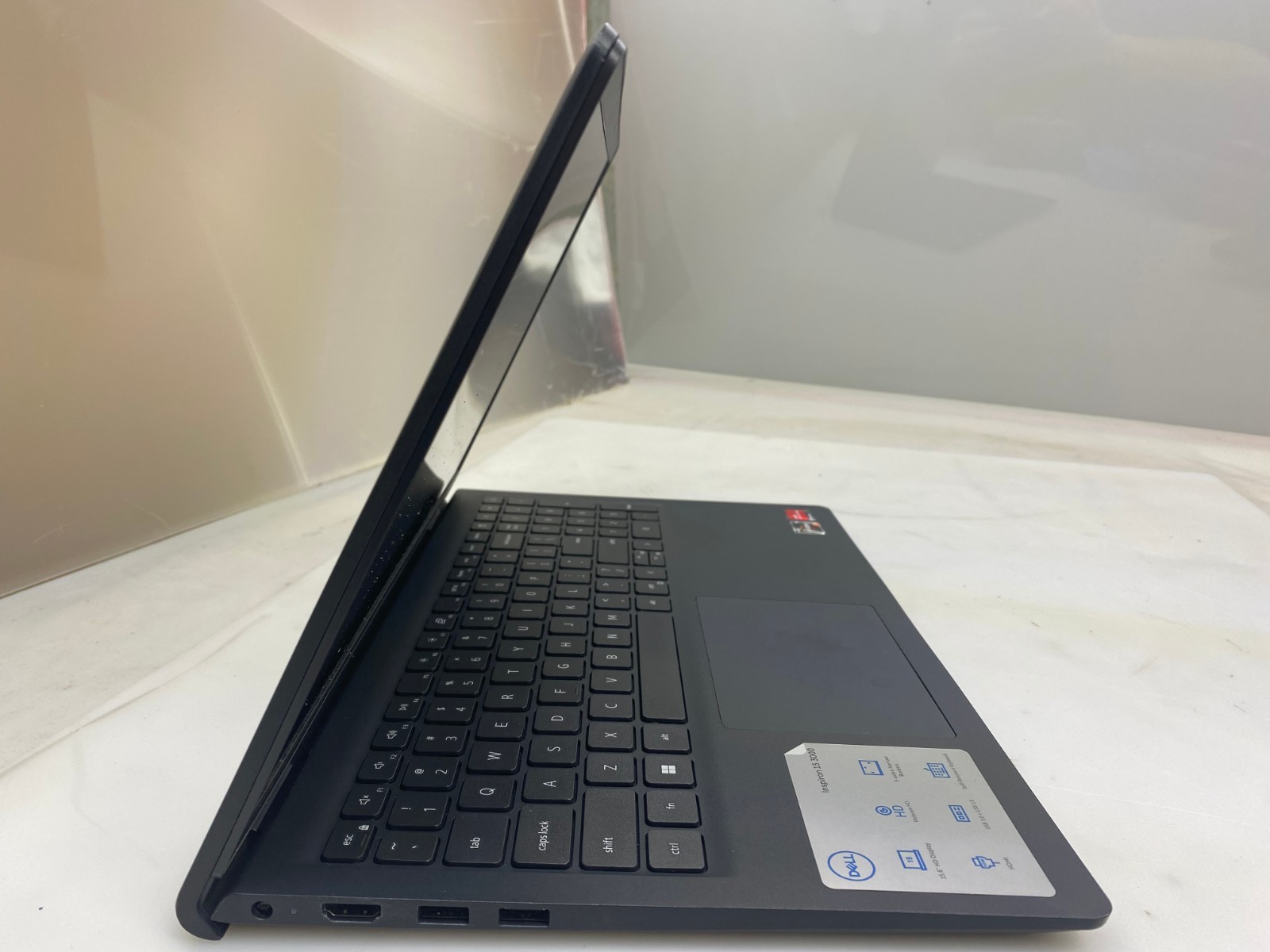 DELL INSPIRON 15 3515 RYZEN5 3450U@2.10GHz 8GB 512GB NVMe W11H w/RADEON VEGA GFX