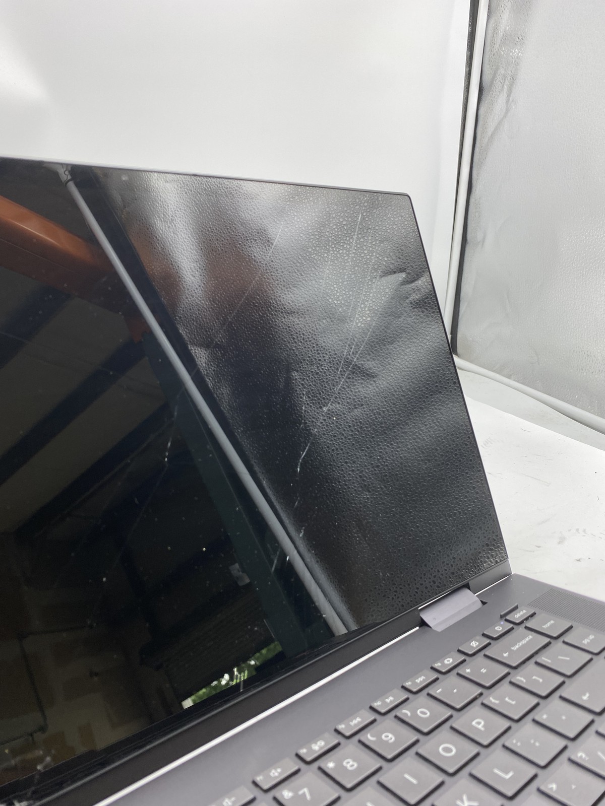 HP Envy x360 15-ey0023dx Laptop AMD RYZEN 7 5825U 2GHz 12GB RAM 512GB SSD W11P