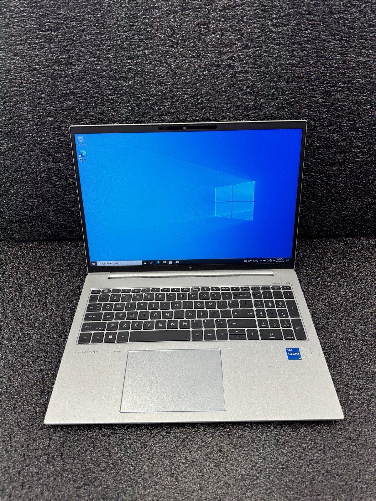 HP EliteBook 860 G9 16”/Intel i5-12th GEN/32GB RAM/256GB SSD/ NO CHARGER/ MINT✅
